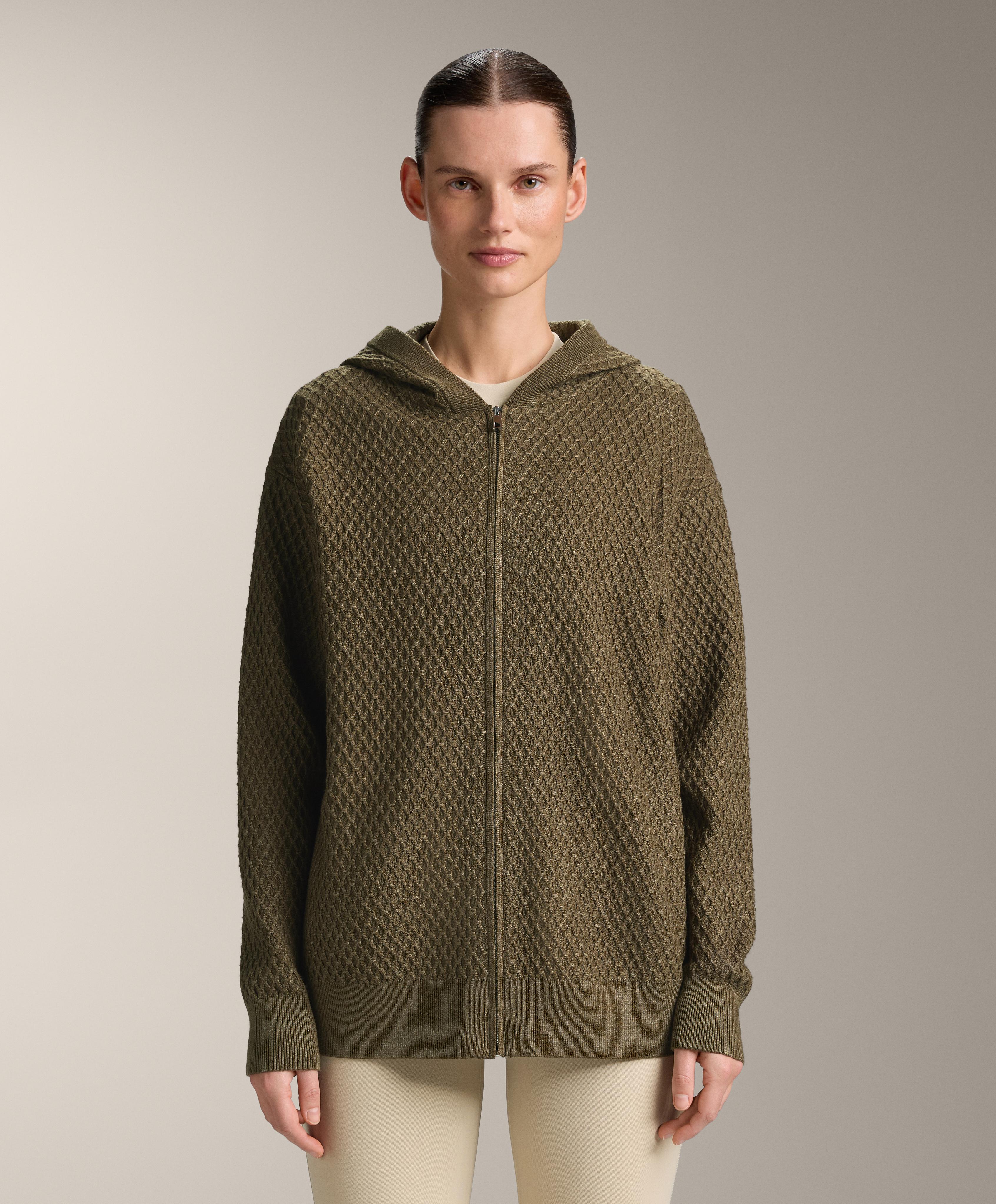 Veste longue en maille structurée à capuche Veste longue en maille structurée à capuche