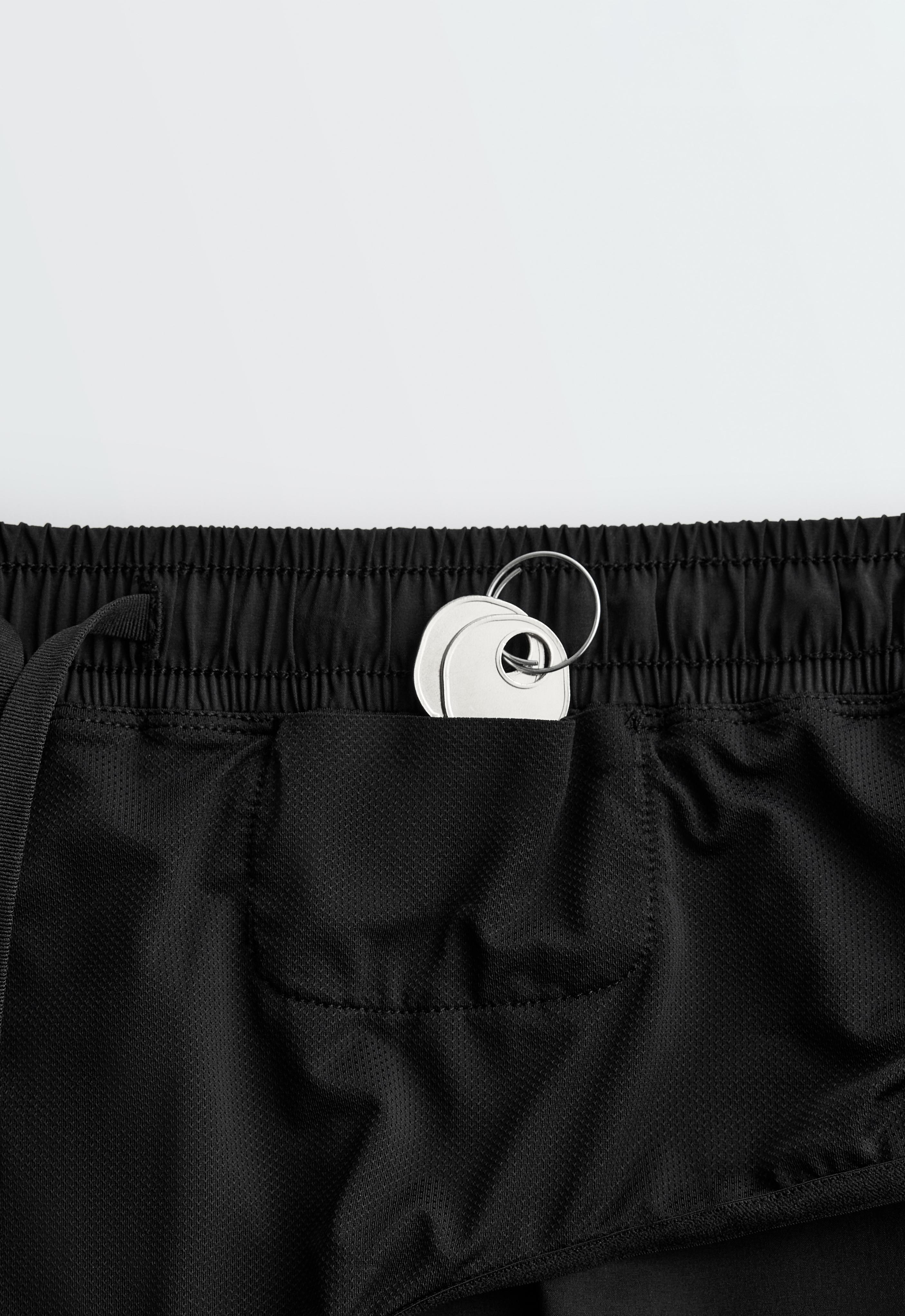 6cm mid-rise technical shorts — BLACK