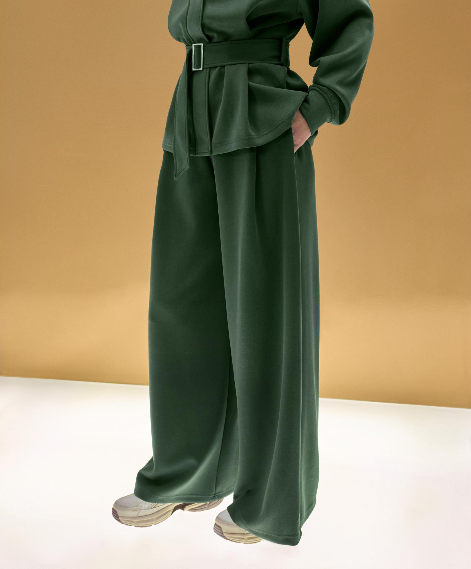 Pantalón high rise pliegues twill Pantalón high rise pliegues twill