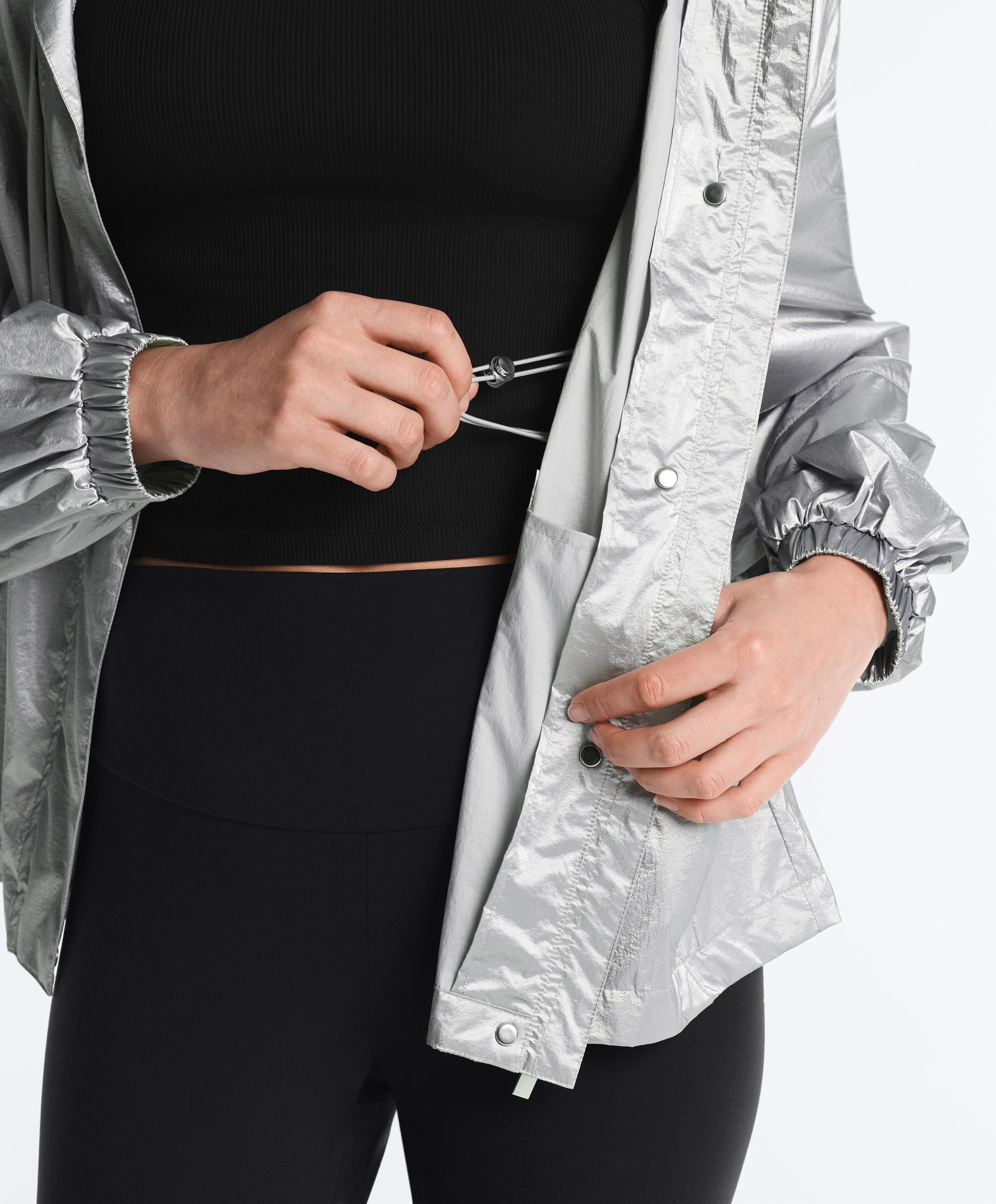 Water-repellent jacket with metallic effect — GREY