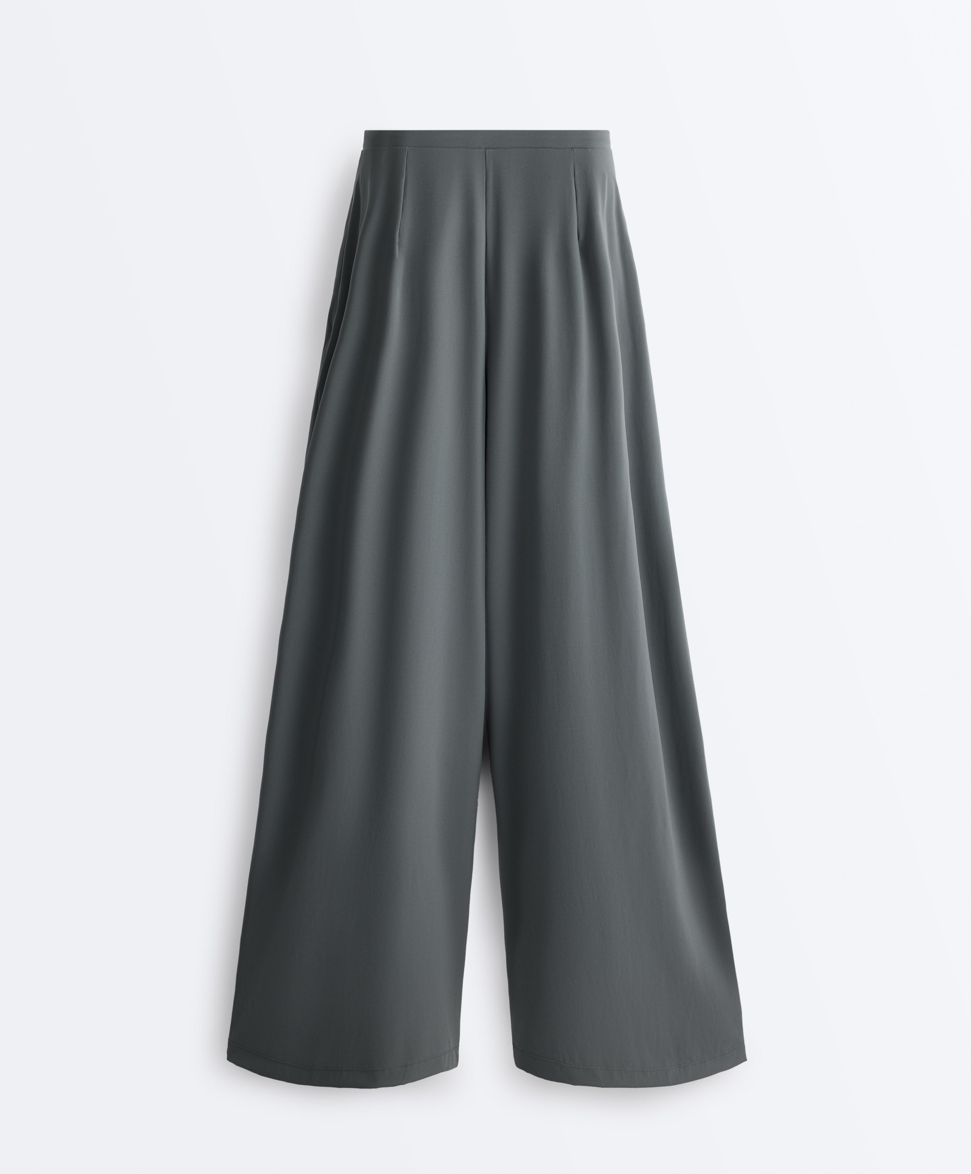 Light Touch wide-leg trousers with darts | OYSHO Canada