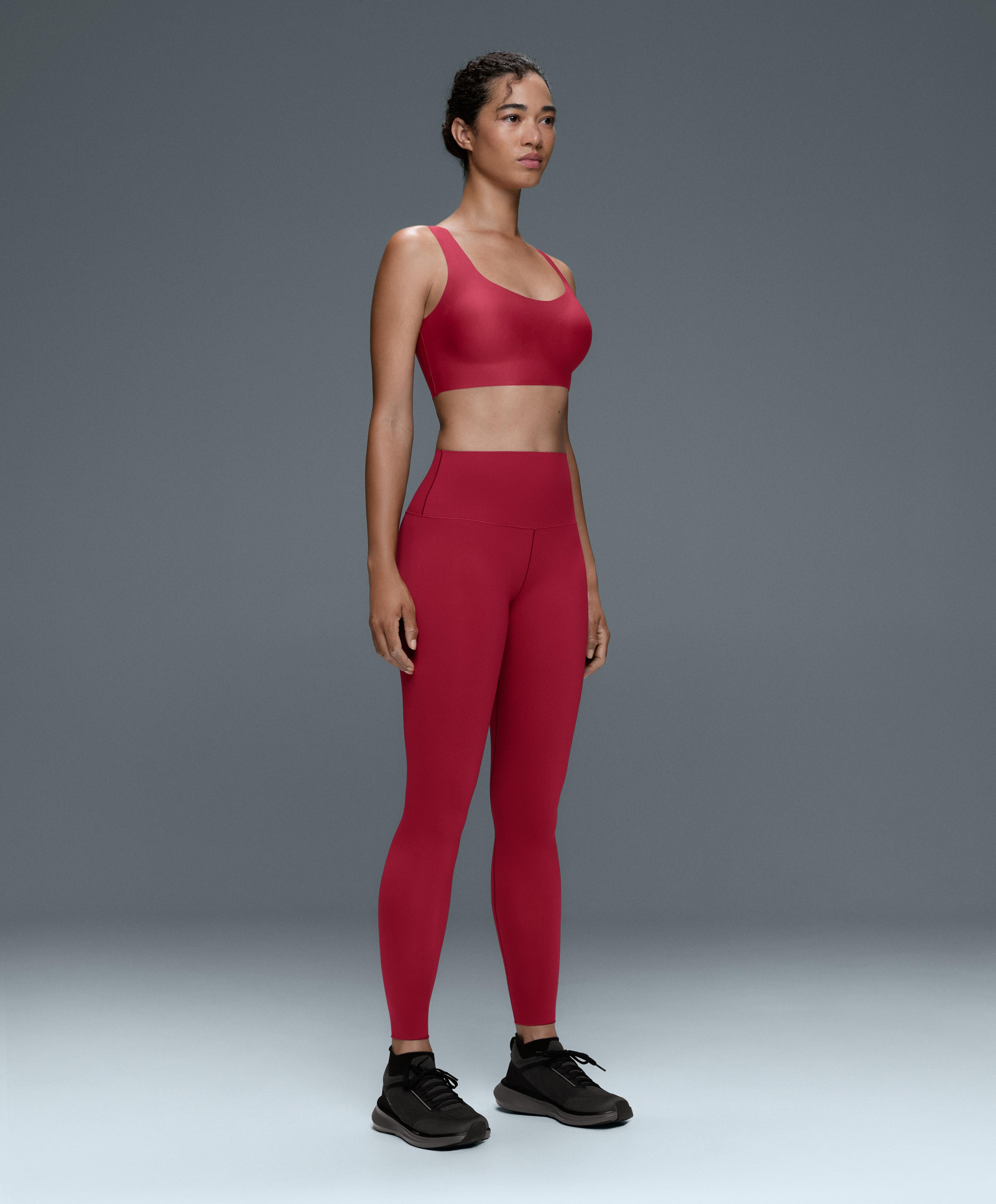Perfect-adapt medium-support sports bra with cups — PINK