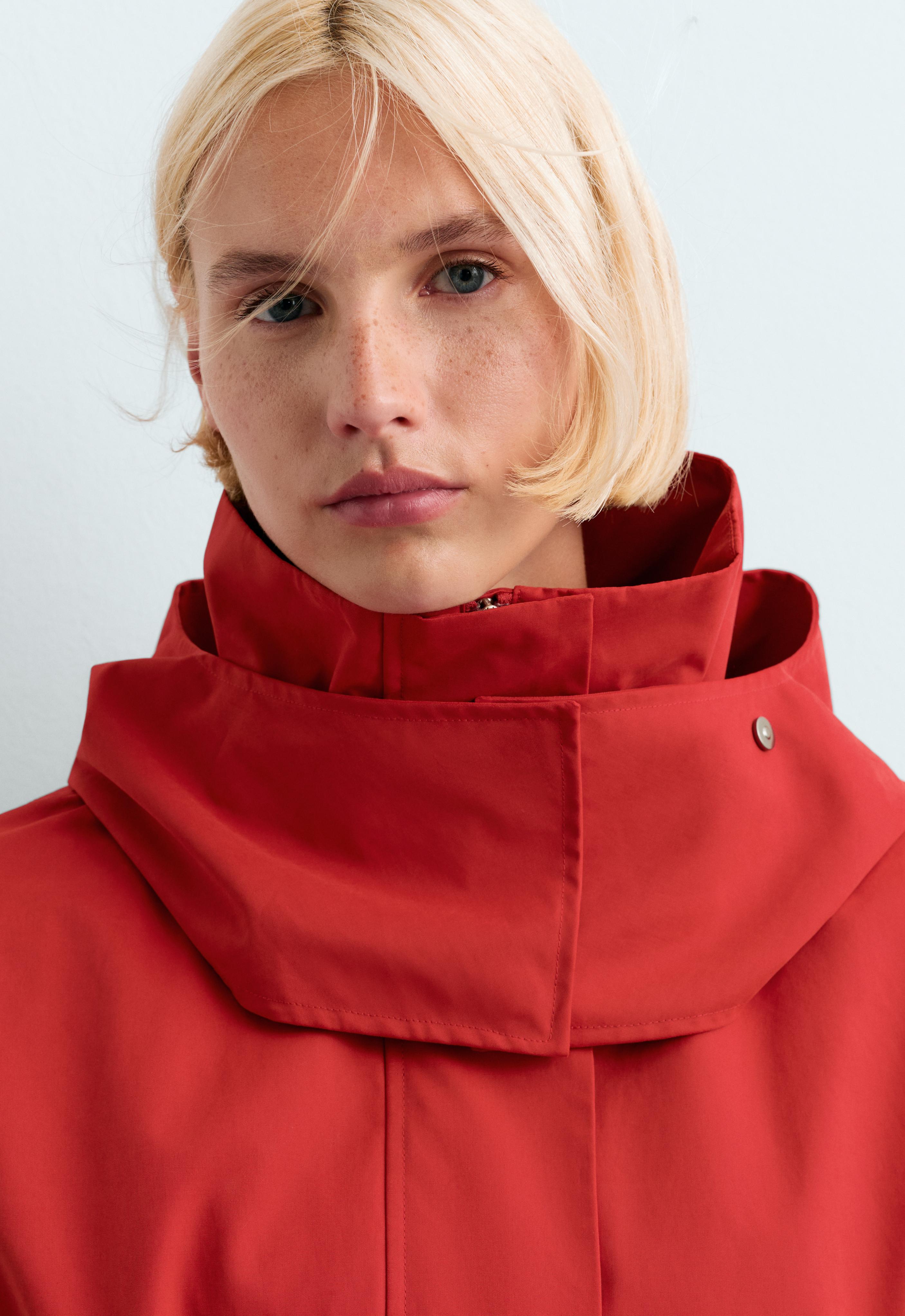 Veste imperméable 10 k en coton évasée