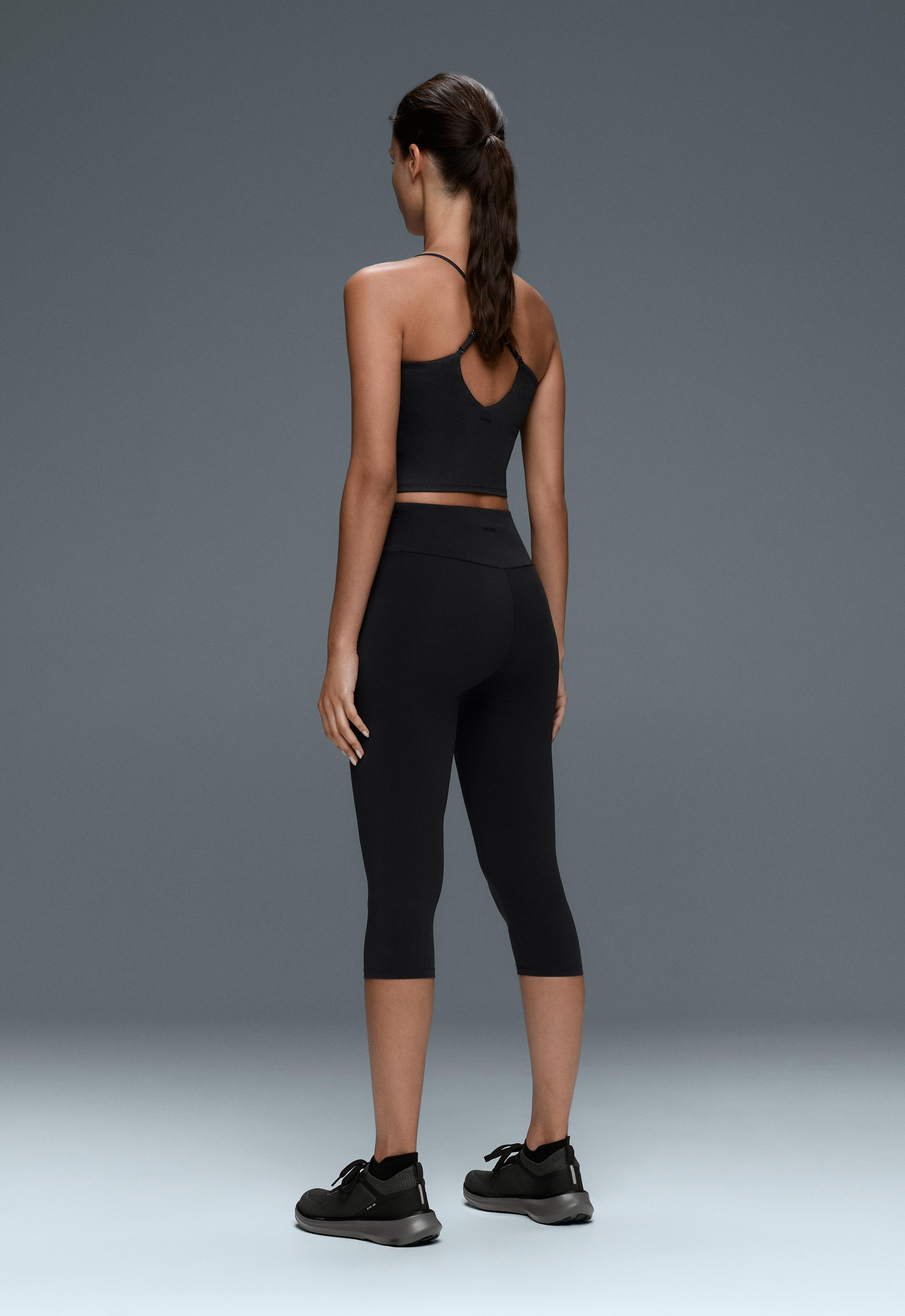 Comfortlux super-high-rise 50cm capri leggings — BLACK