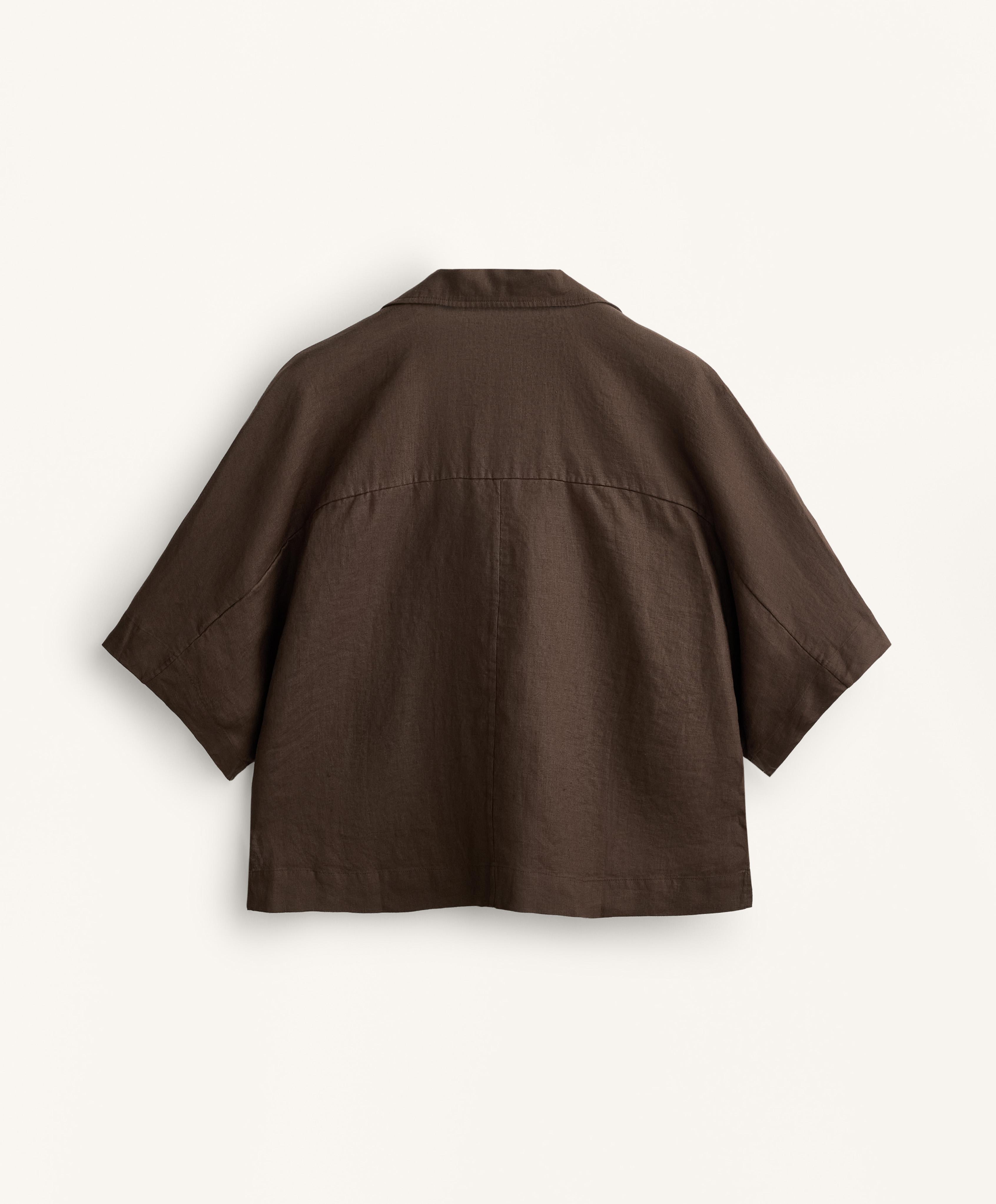 Oversize short-sleeved 100% linen shirt Oversize short-sleeved 100% linen shirt