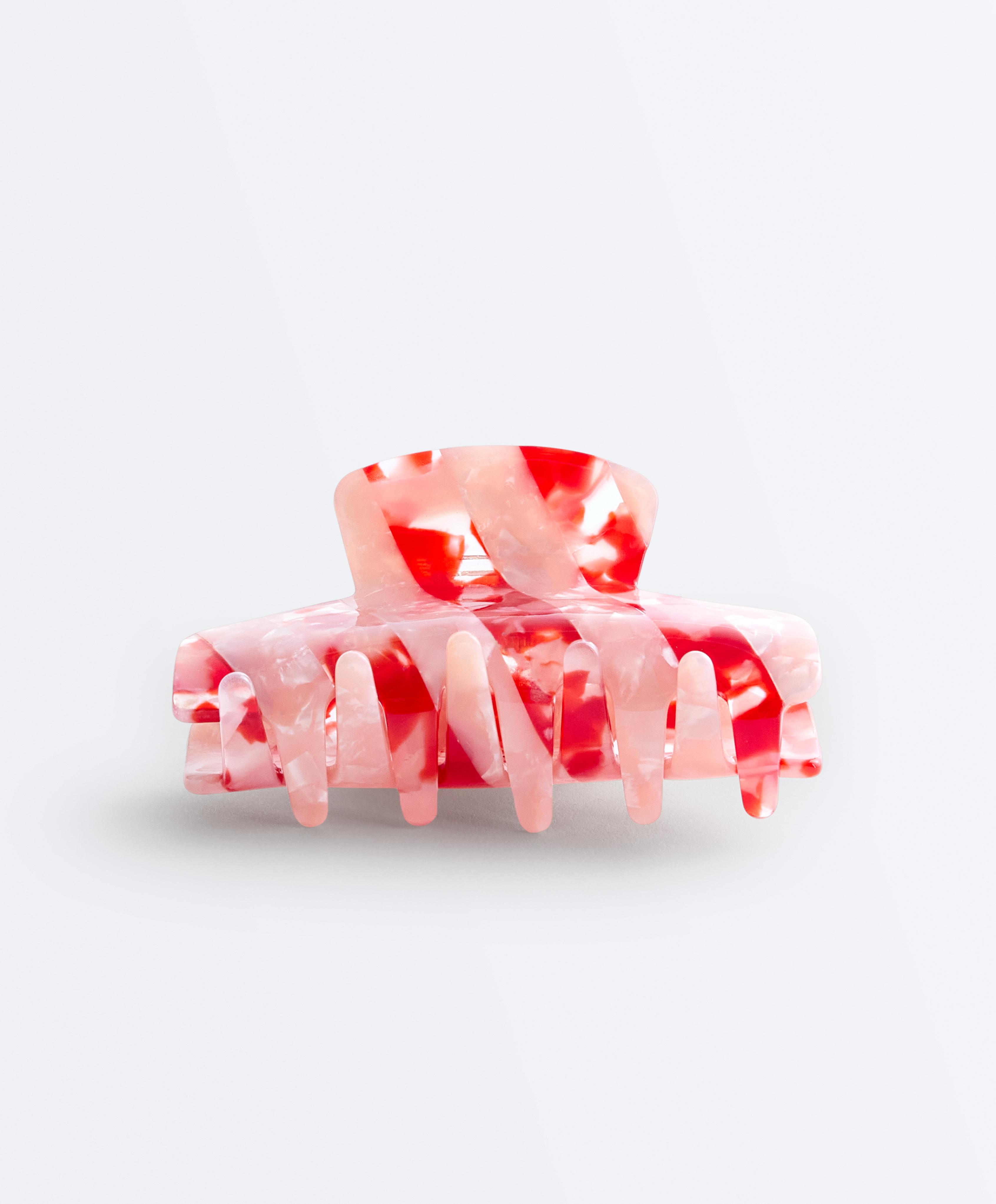 Mixed-stripe hair claw — CORAL RED