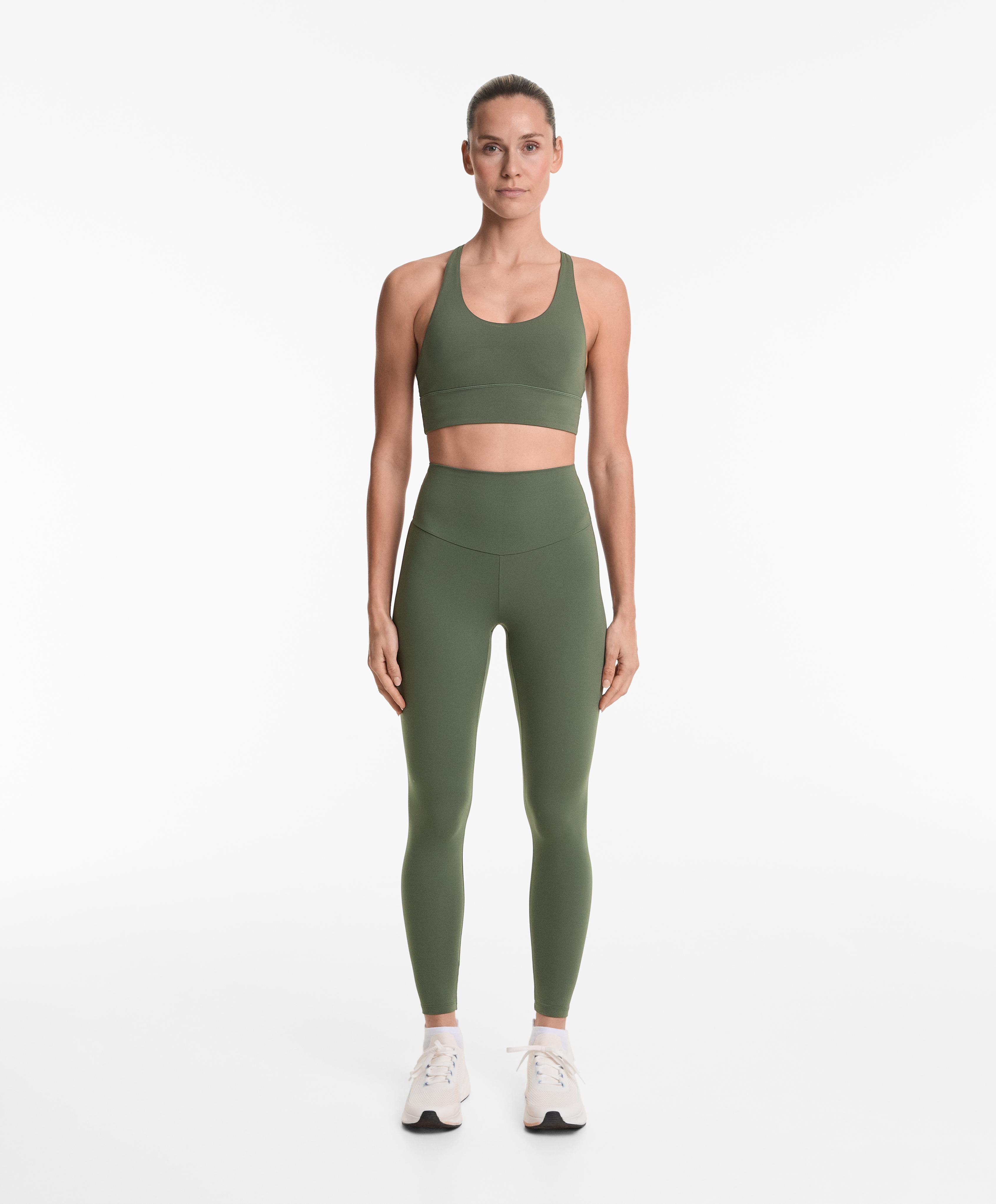 Green comfortlux super high rise total look