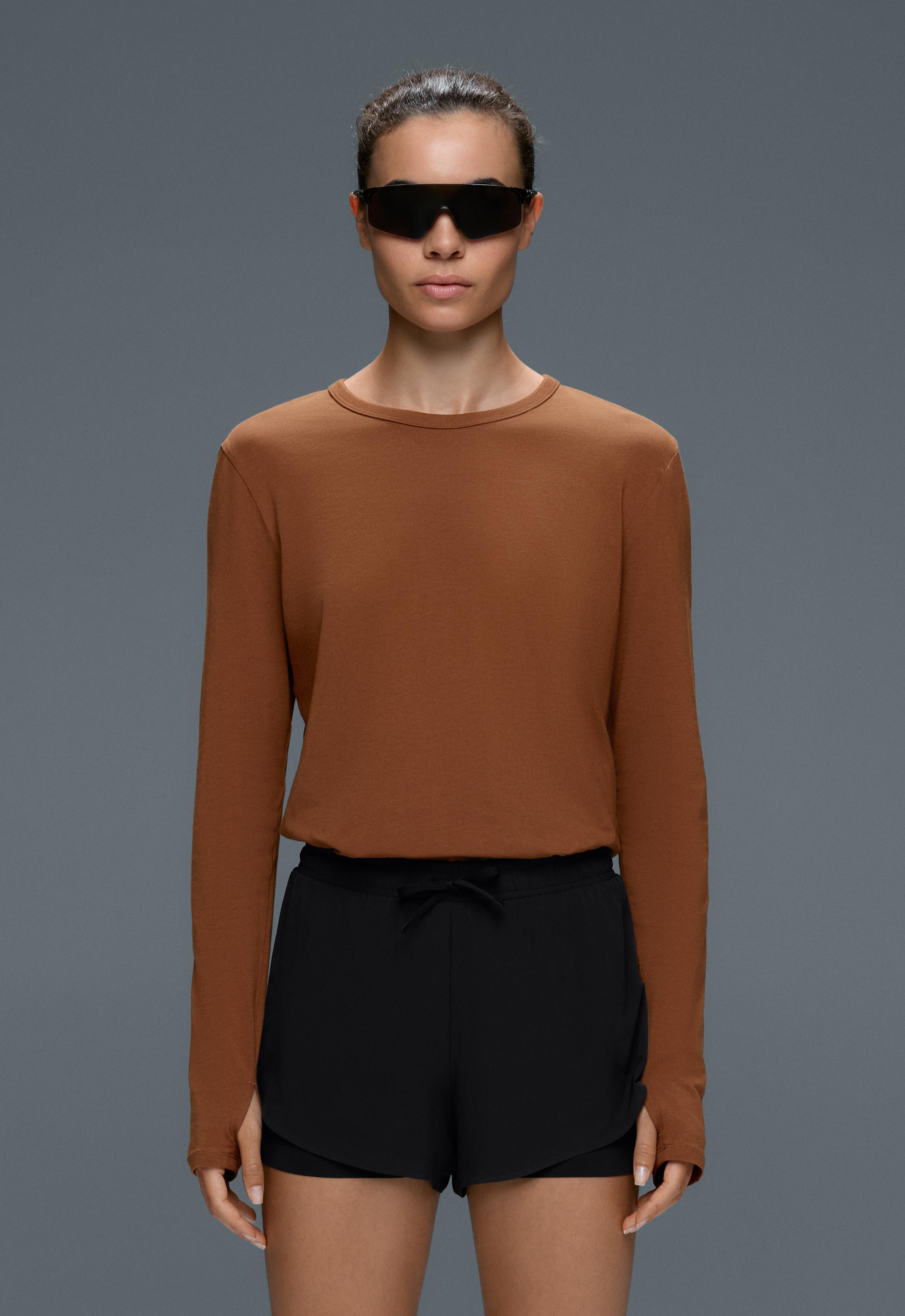 Cotton blend long-sleeved T-shirt
