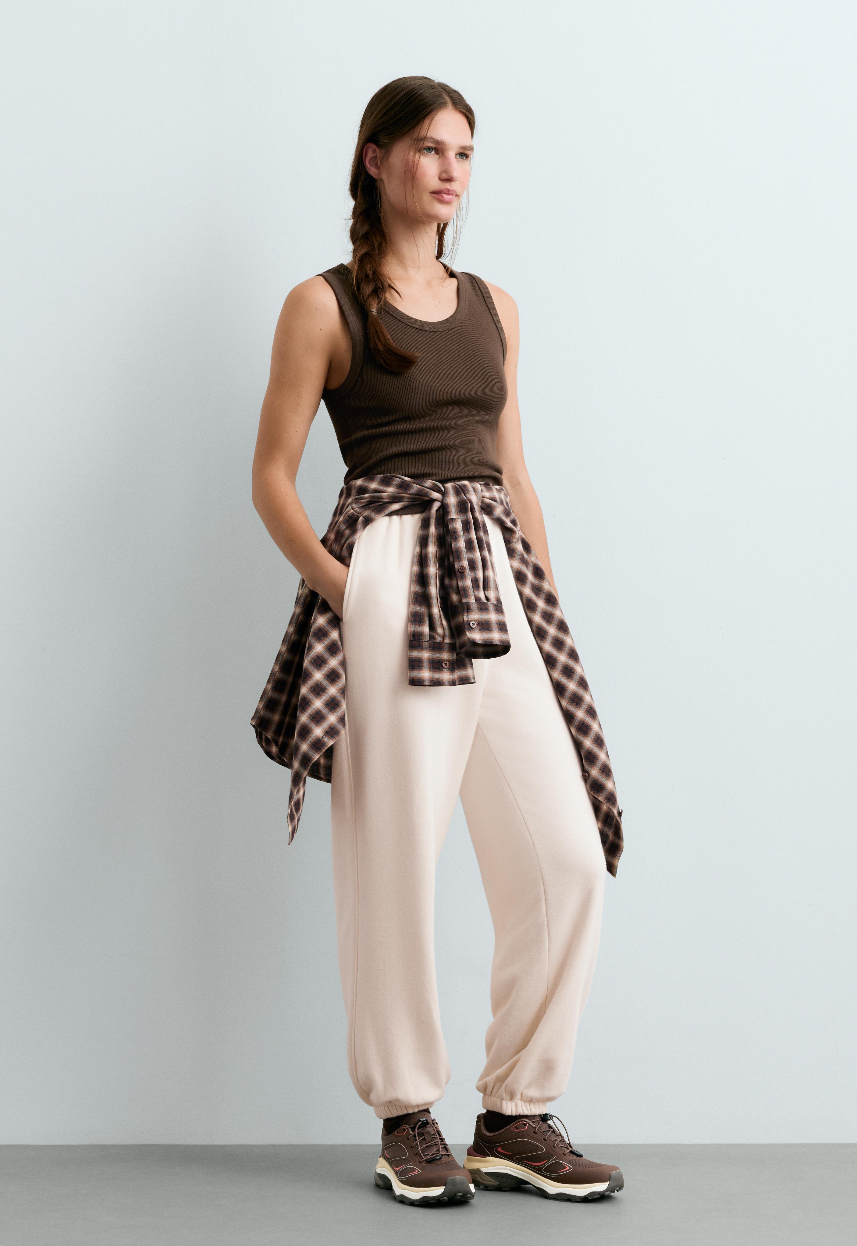 Camiseta rib tirantes anchos con algodón y modal