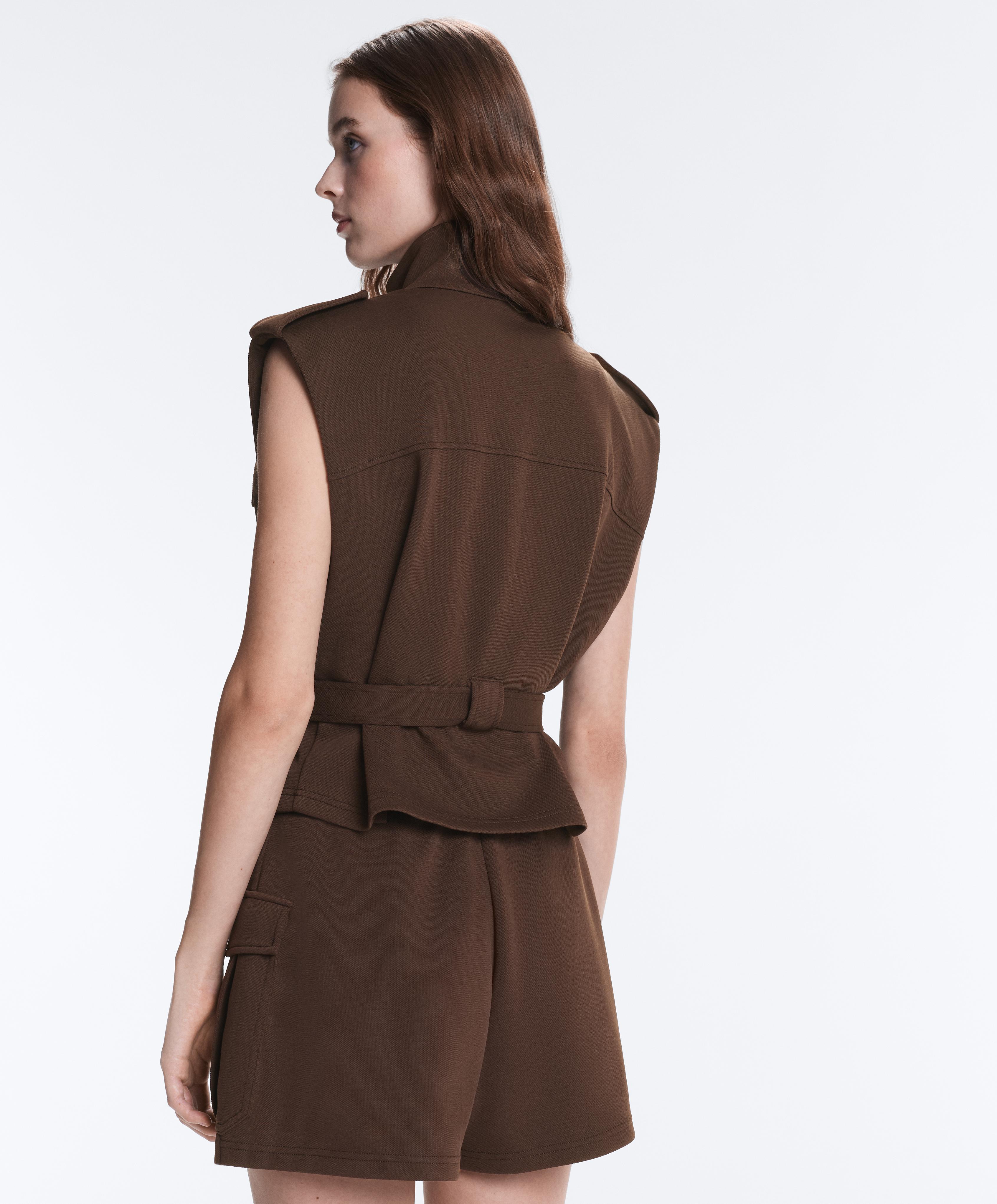 Short piqué skirt with cotton pockets — DARK BROWN