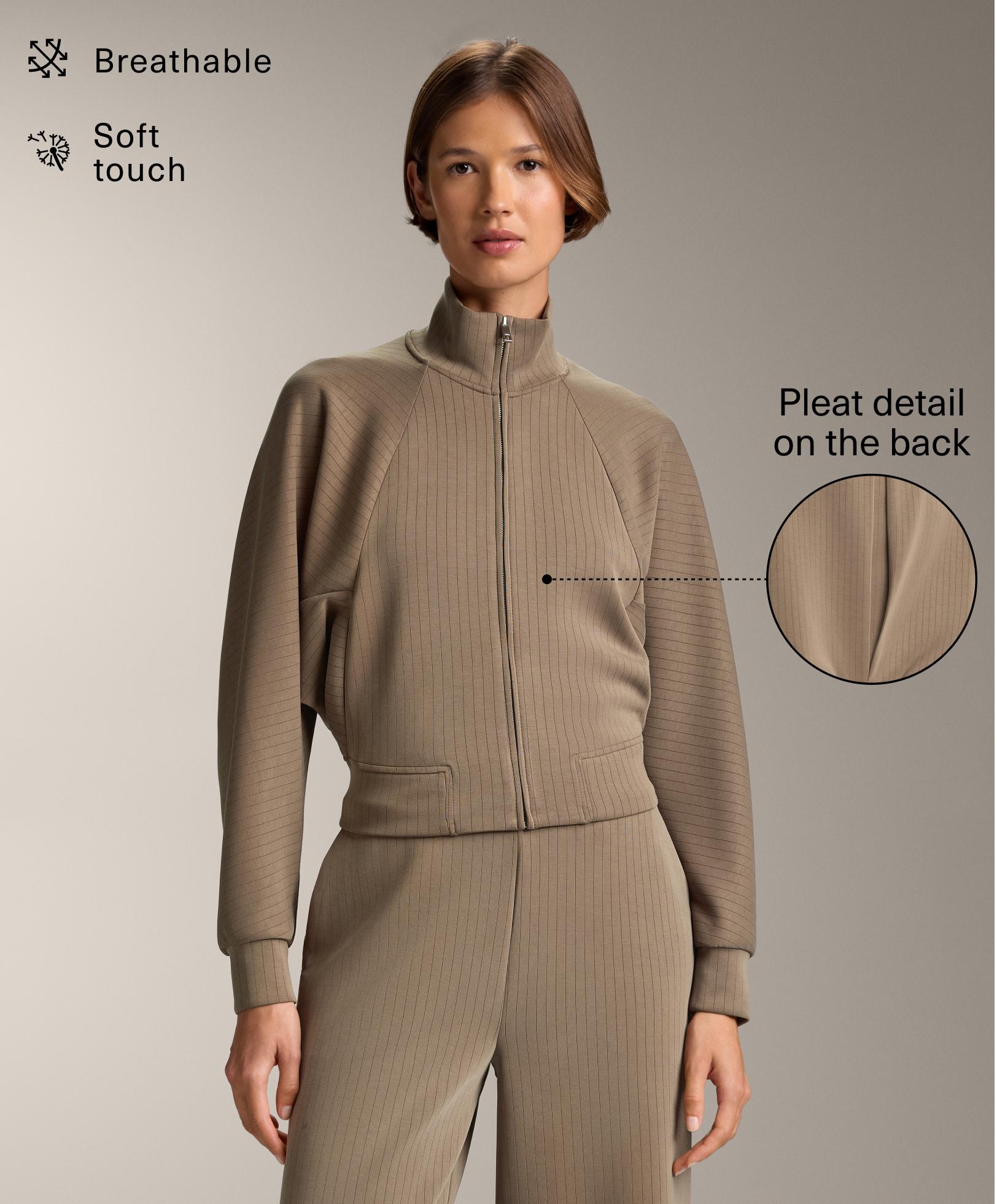 Gestreept vest met opstaande kraag en zachte modal