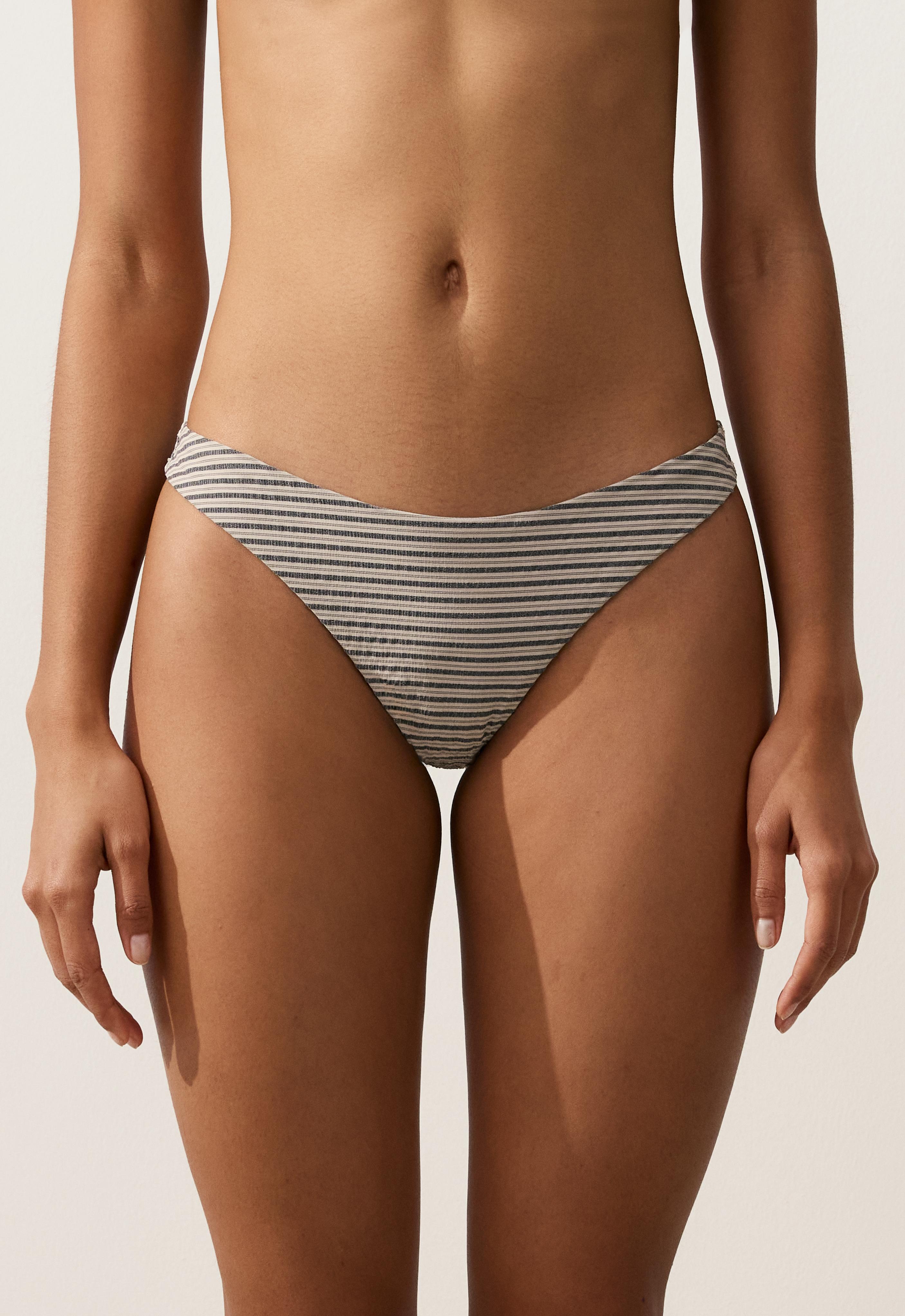 Striped U-cut medium-coverage bikini briefs - Sale