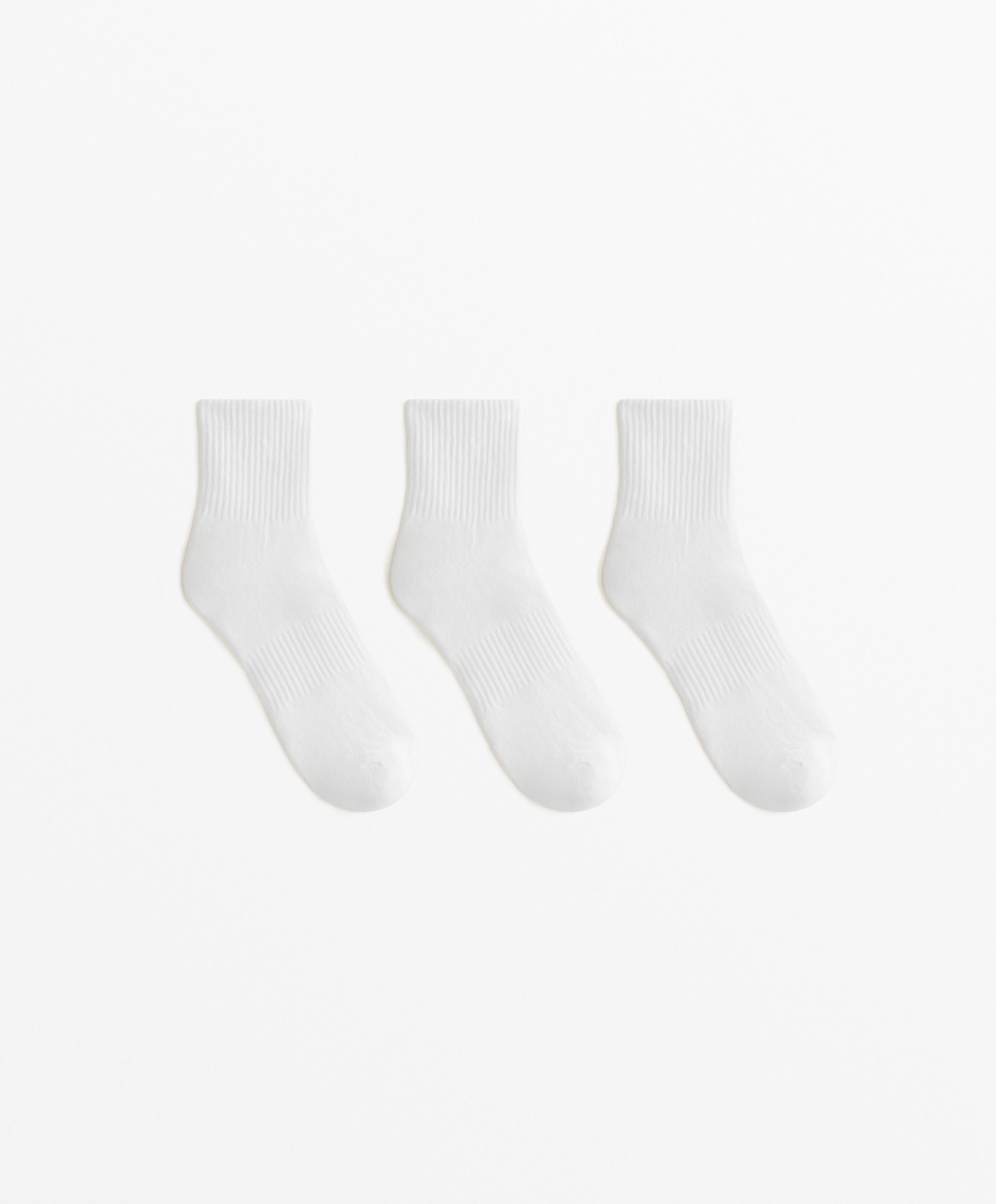 3 pairs of cotton blend quarter sports socks