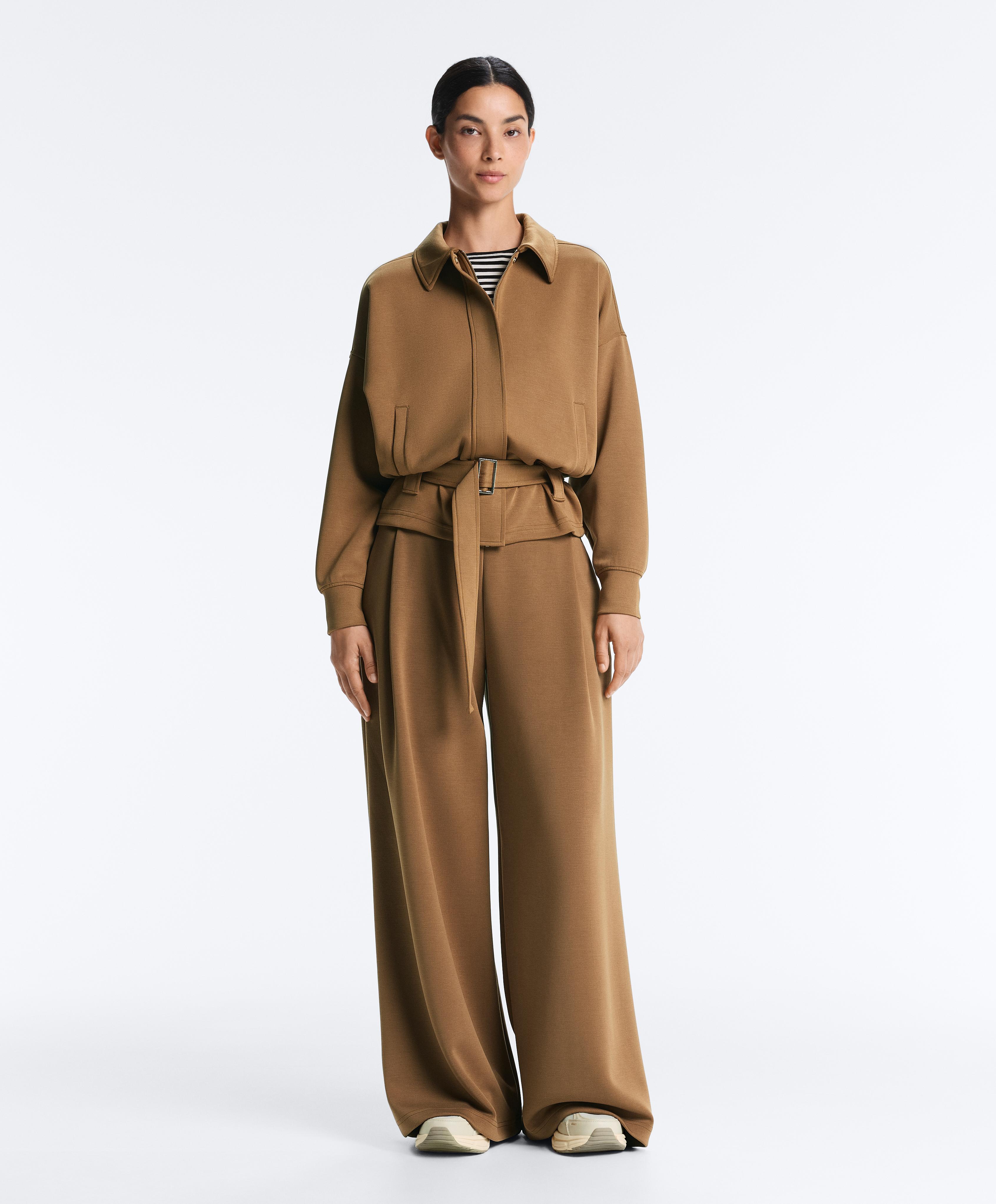 جاكيت عملي بحزام من نسيج التويل