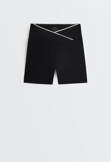 Comfortlux V-waist 10cm hot pants with contrast stitching — BLACK 6