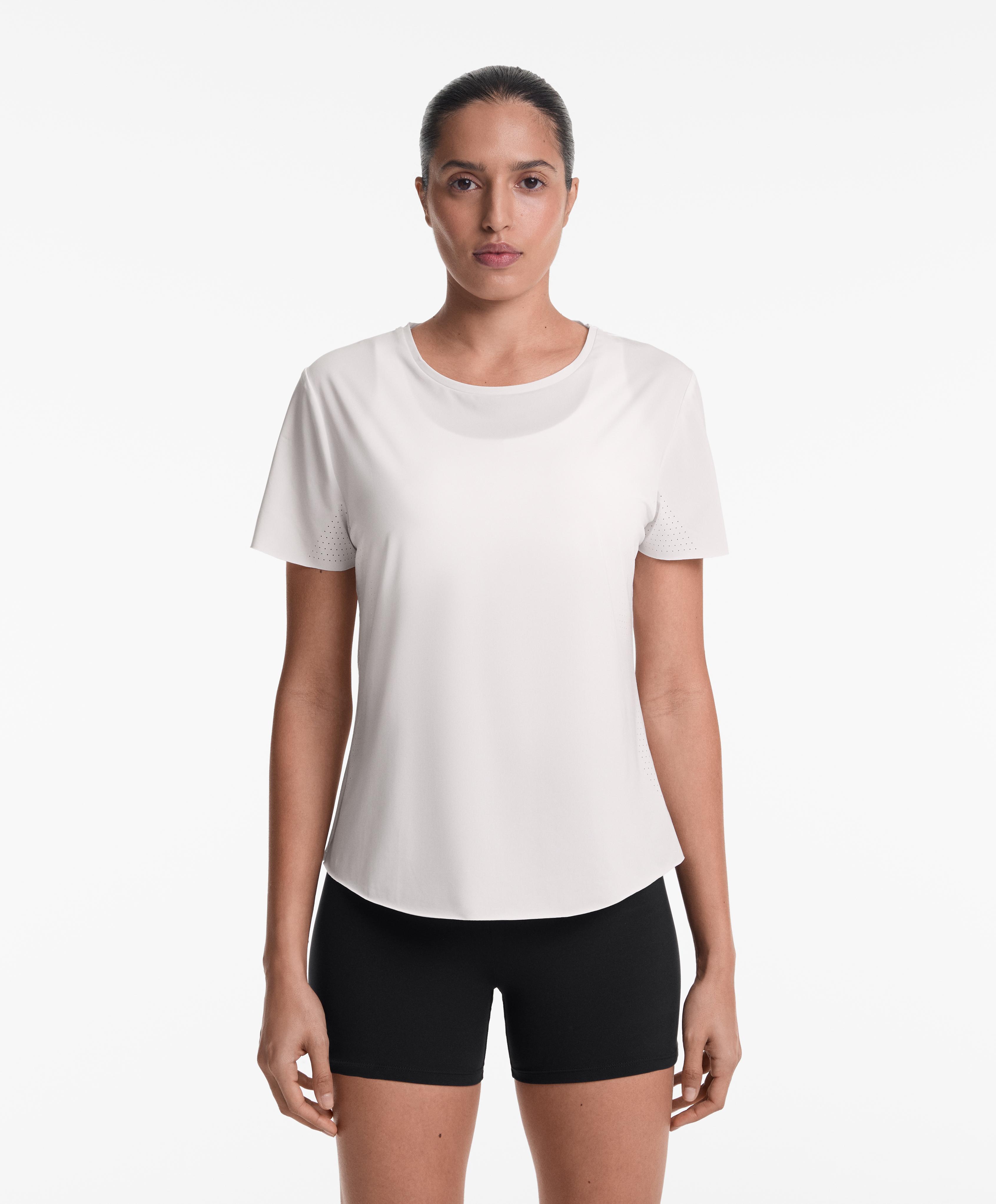 T-shirt technique à manches courtes et microperforations