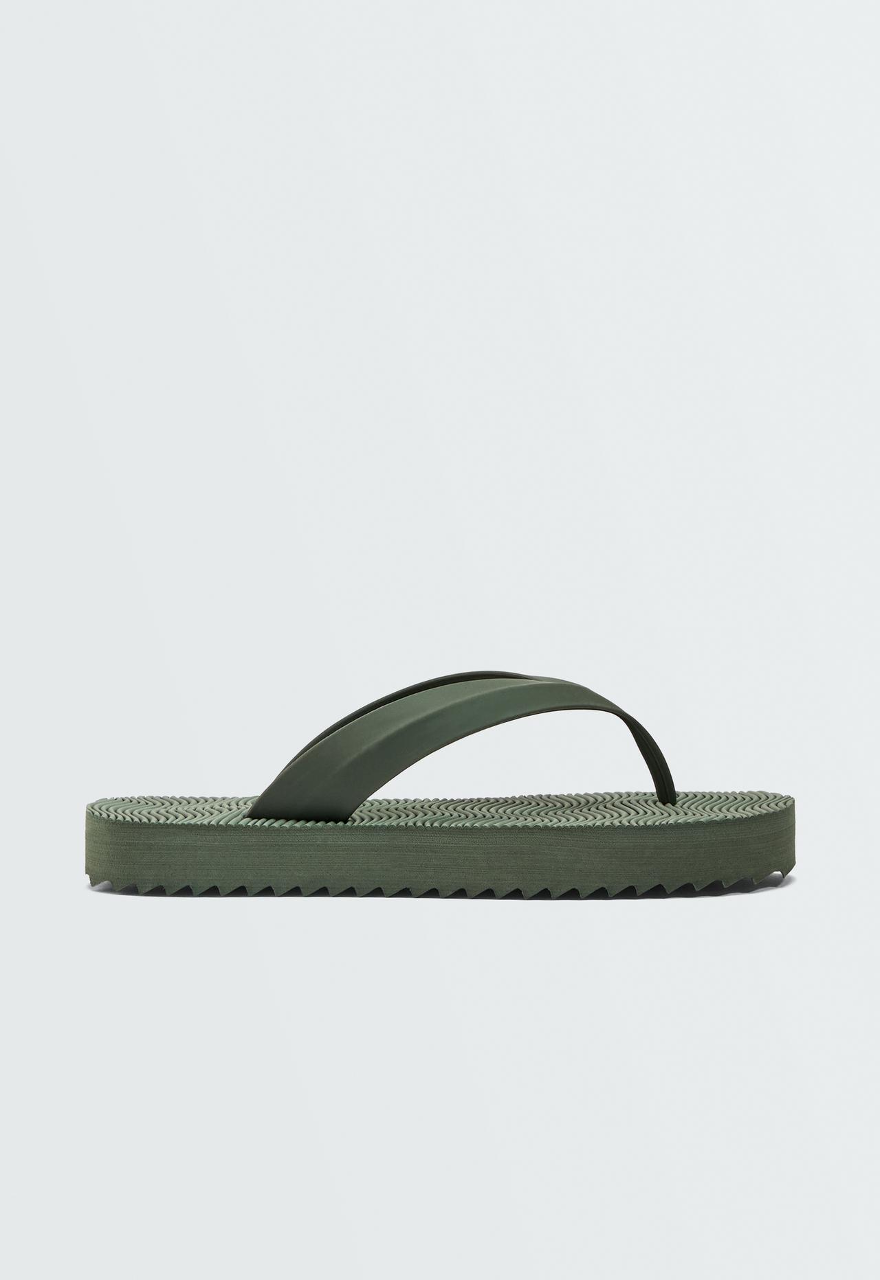 Textured platform beach sandals — KHAKI