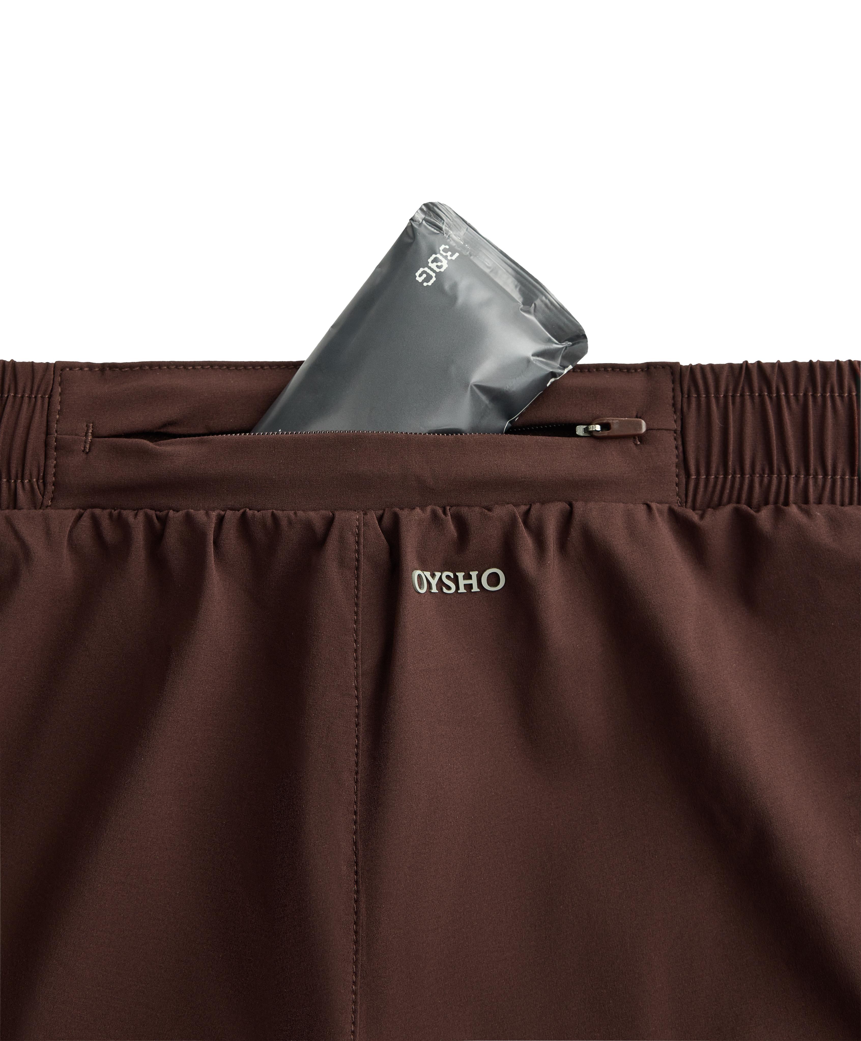 6cm low-rise technical shorts — CHOCOLATE