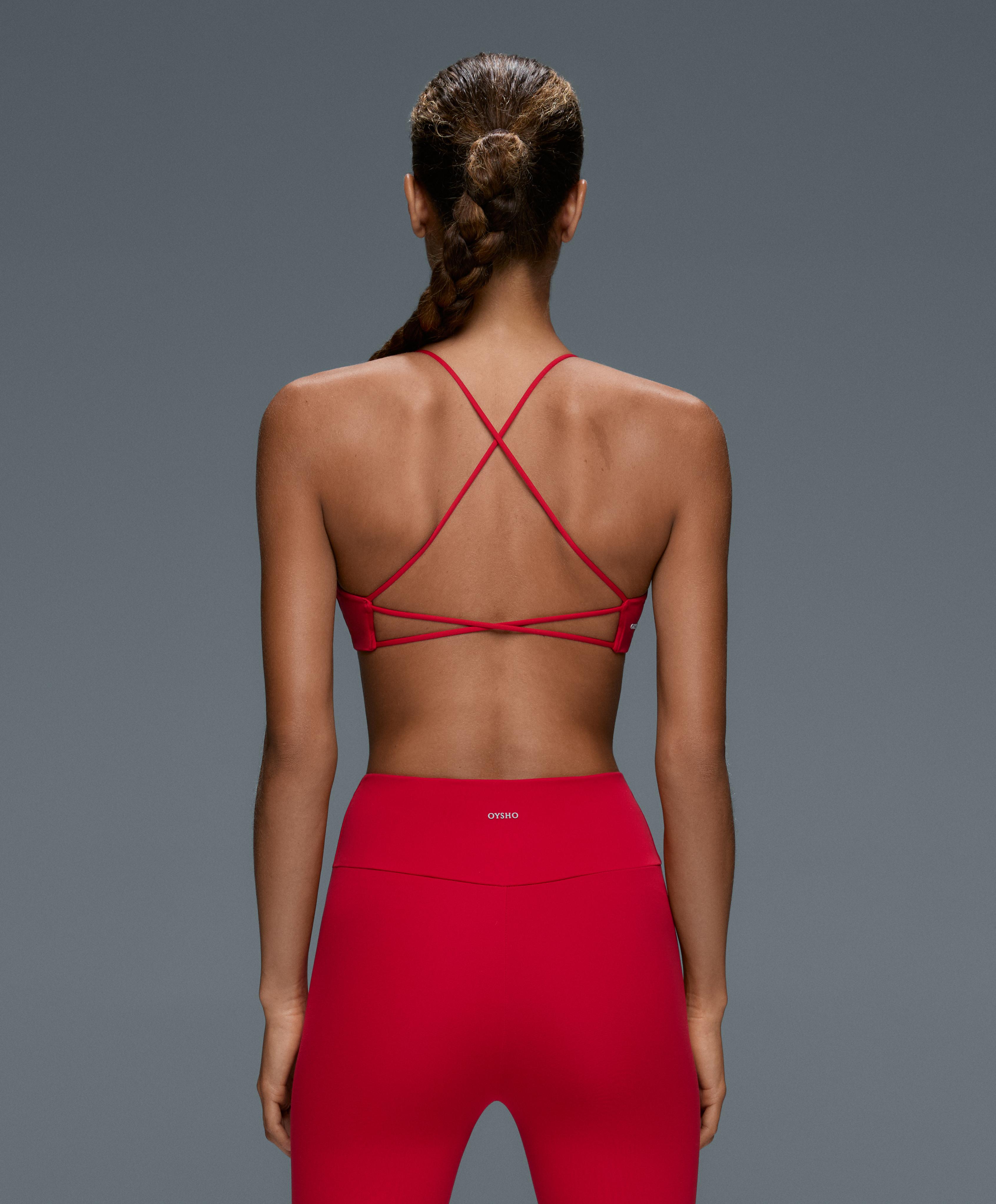 Low-support Comfortlux crossover sports bra — STRONG RED