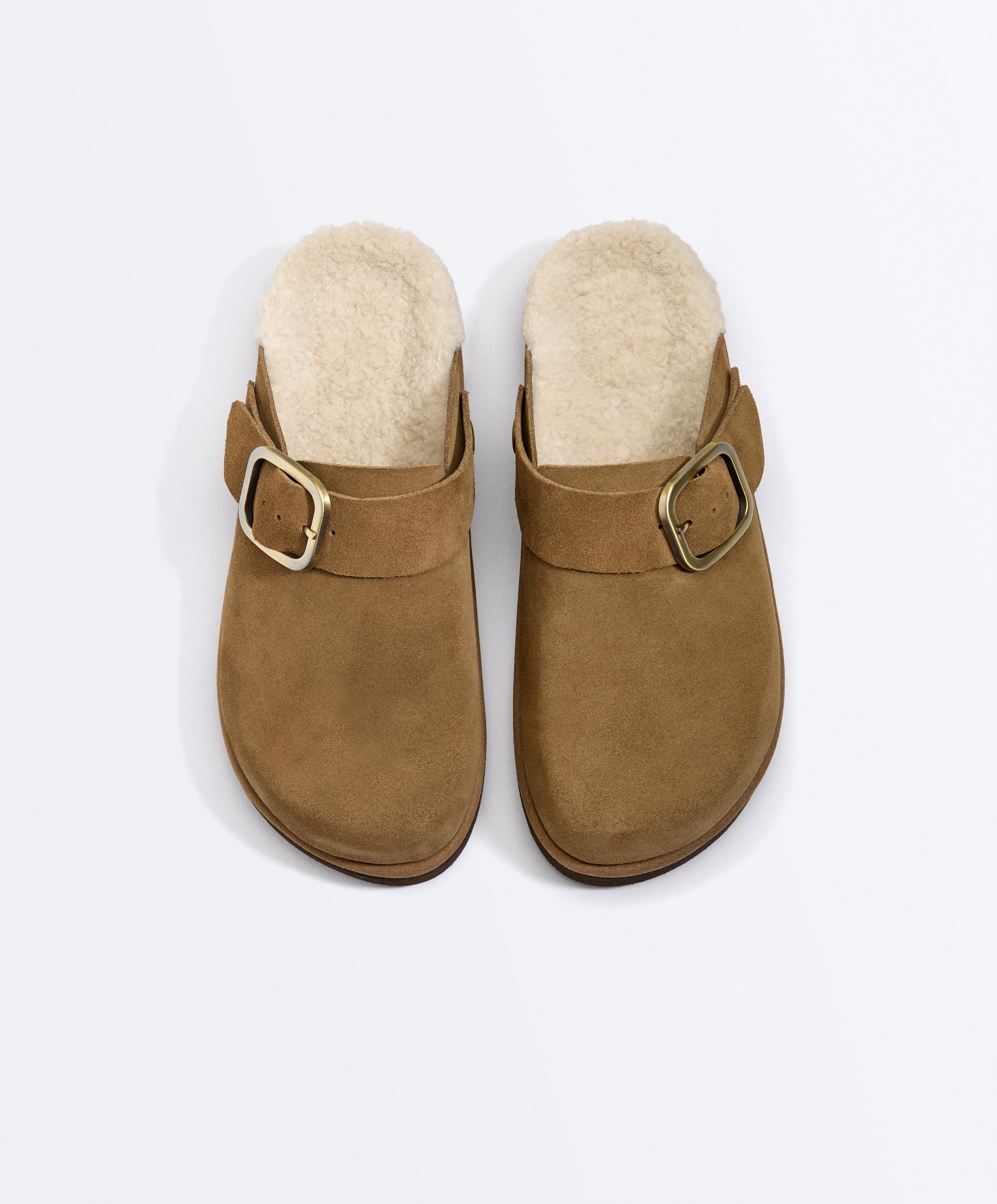 Buckled split-leather faux shearling clogs — TOASTED BROWN