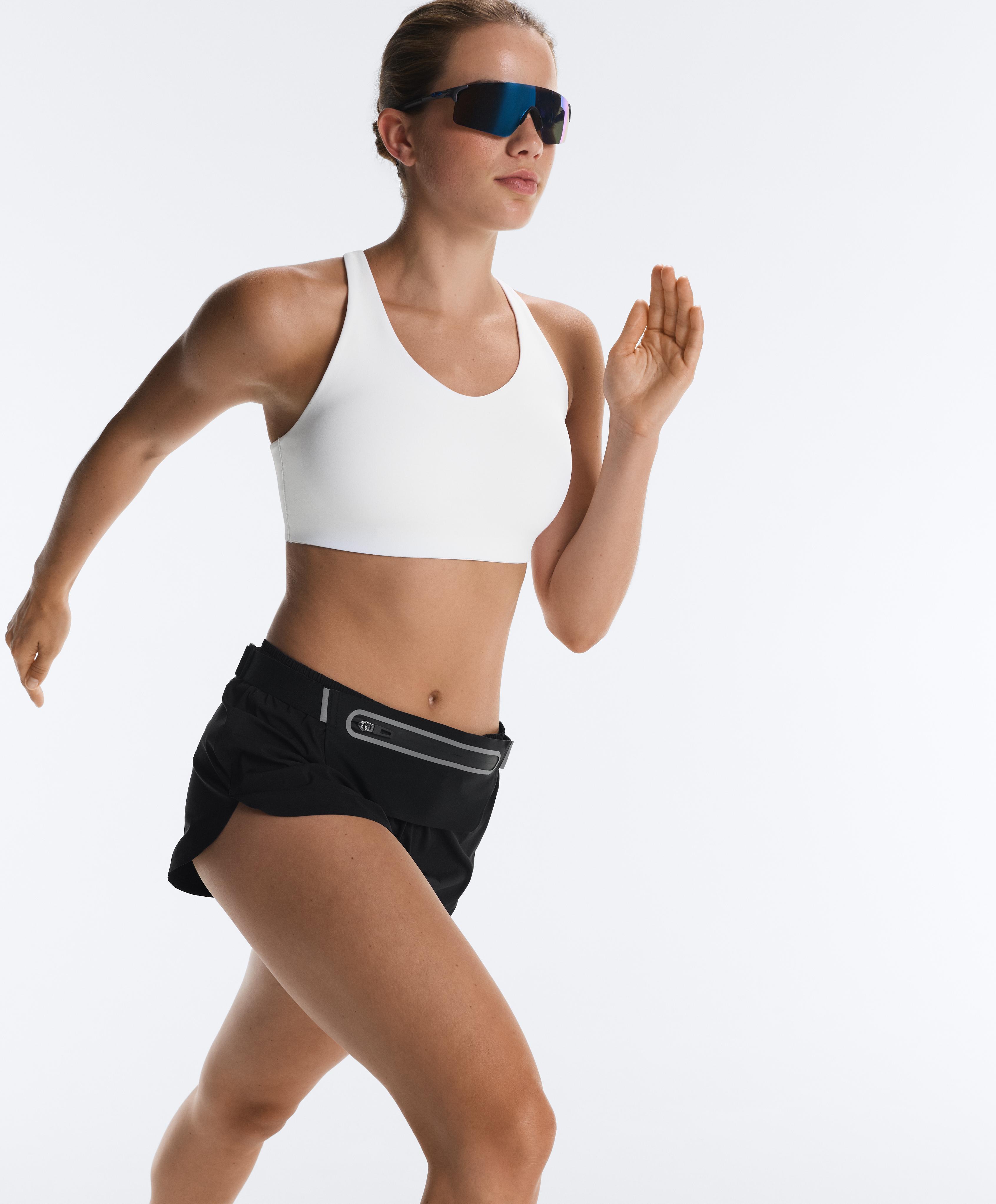 High-support Compressive sports bra with crossover back — WHITE