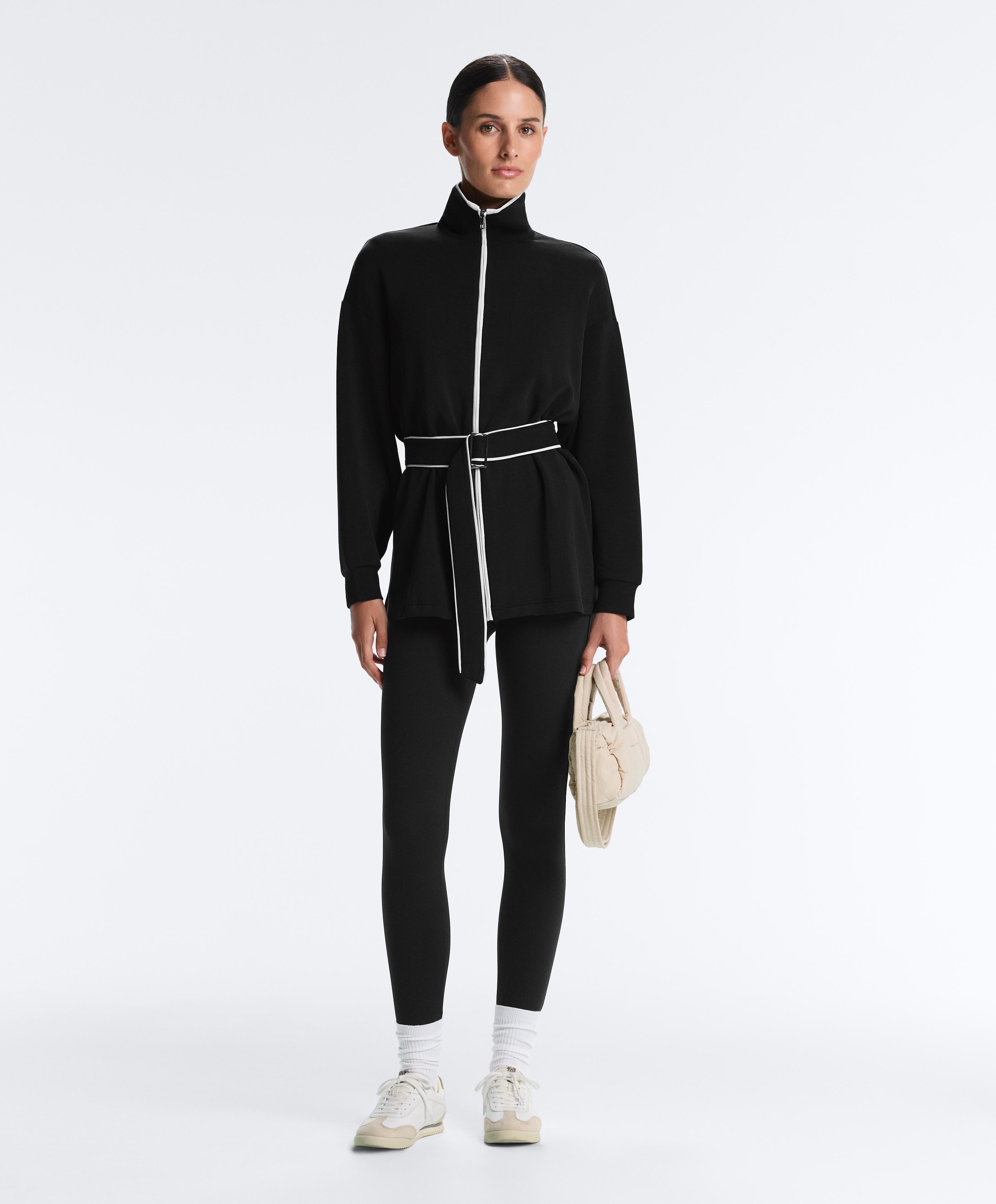 Long piping jacket with soft-touch modal