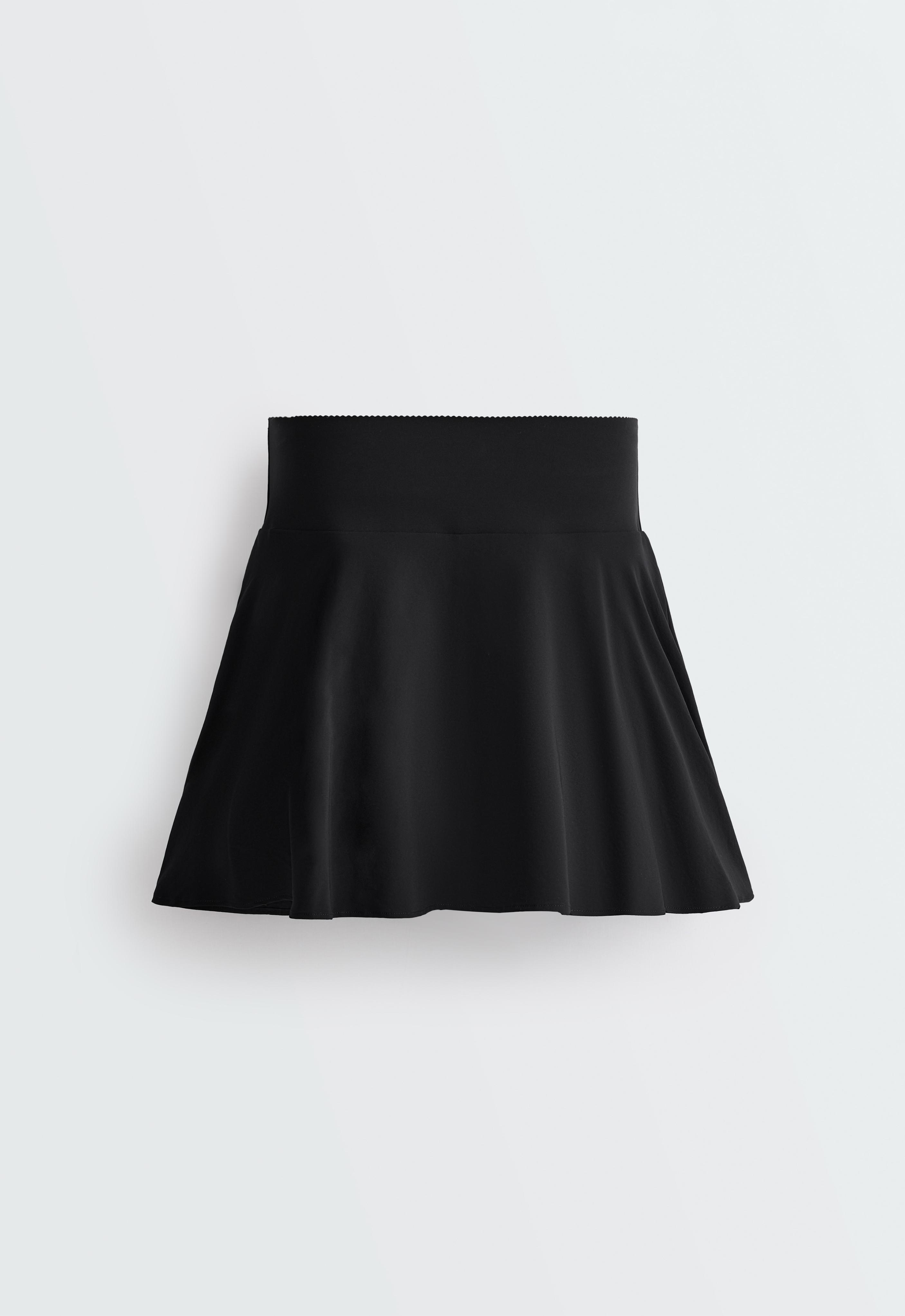 High rise Compressive skirt — BLACK