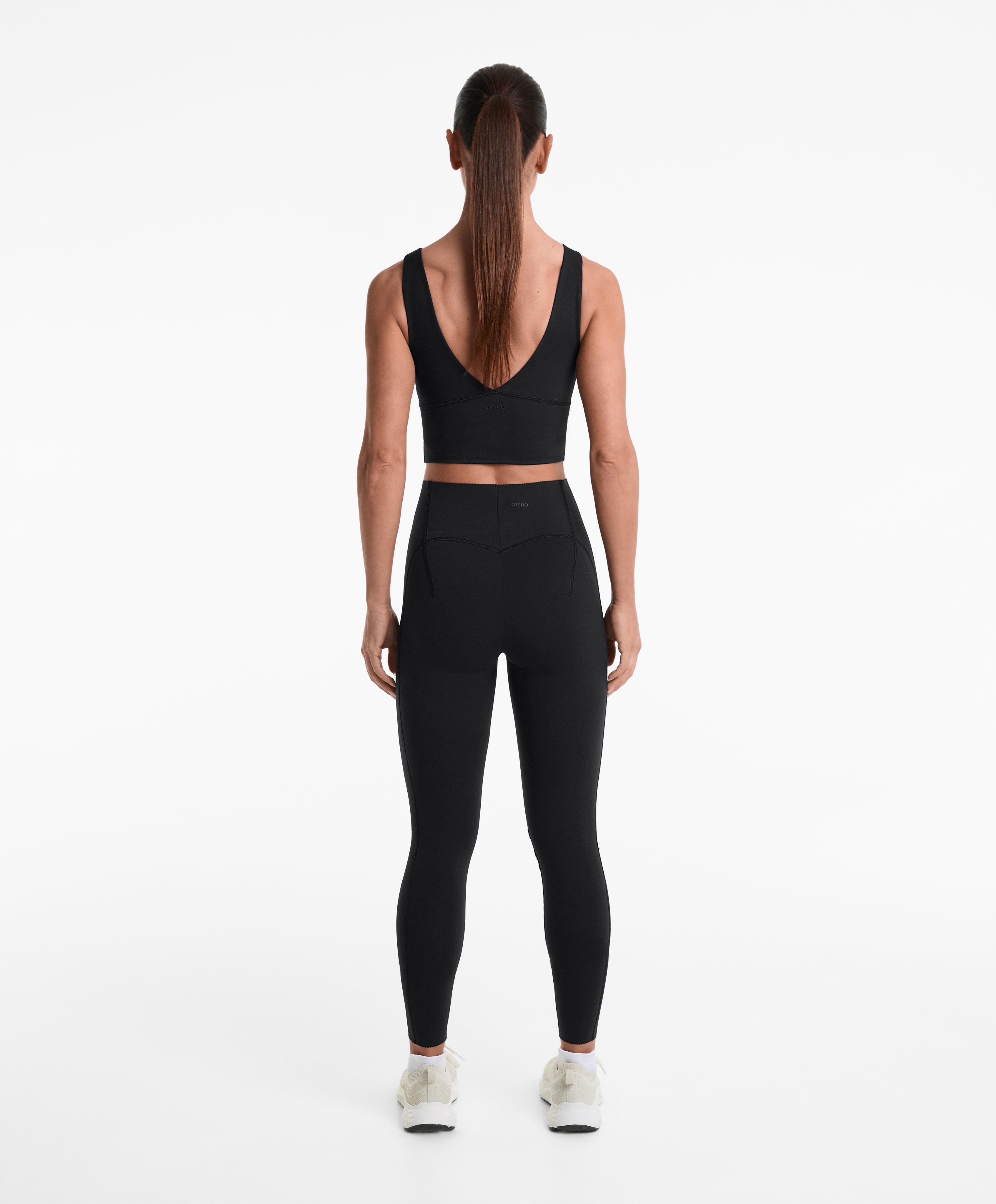 Black extra-compressive core control total look