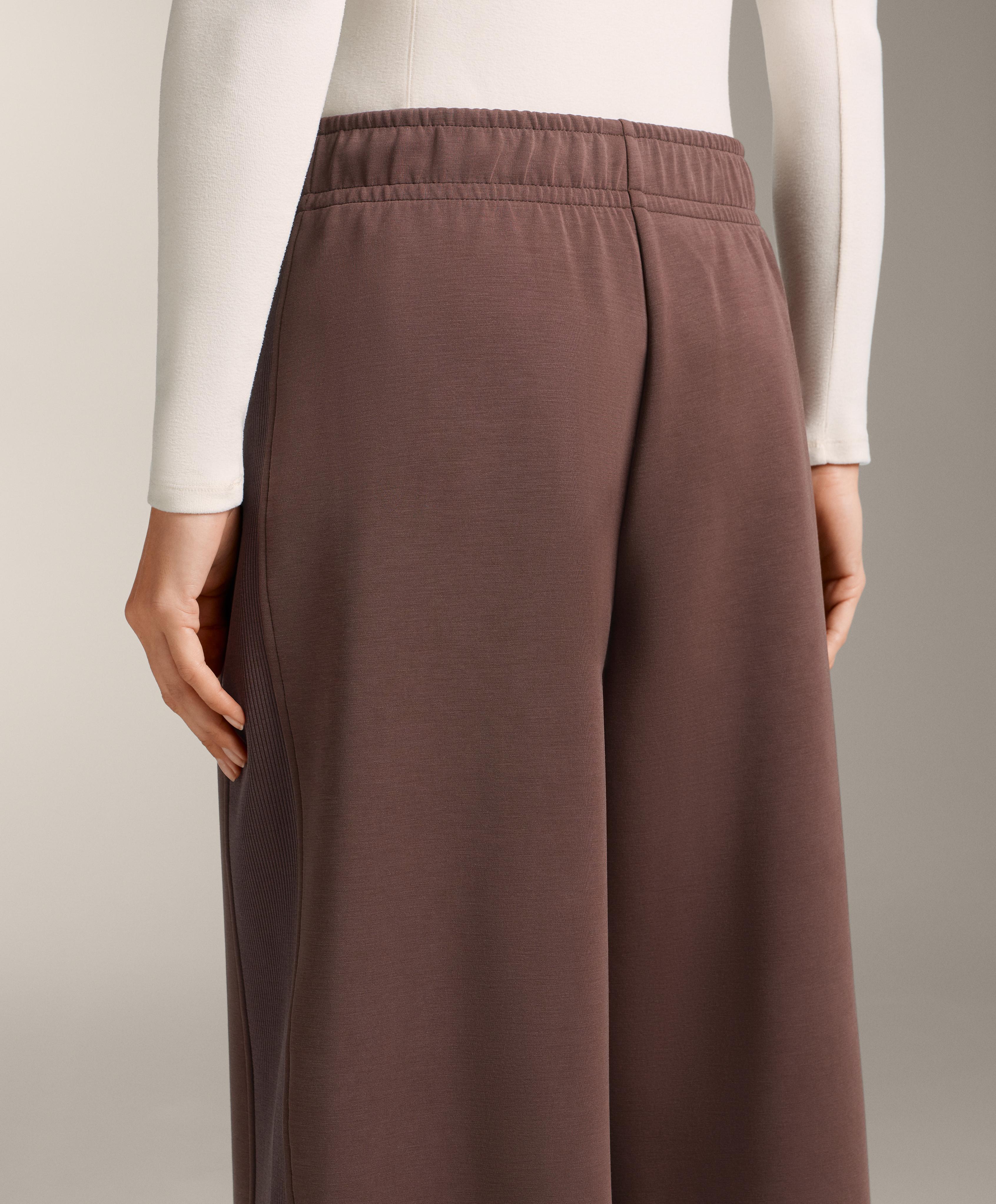 Spodnie z szerokimi prostymi nogawkami i dzianiną rib z modalem brushed