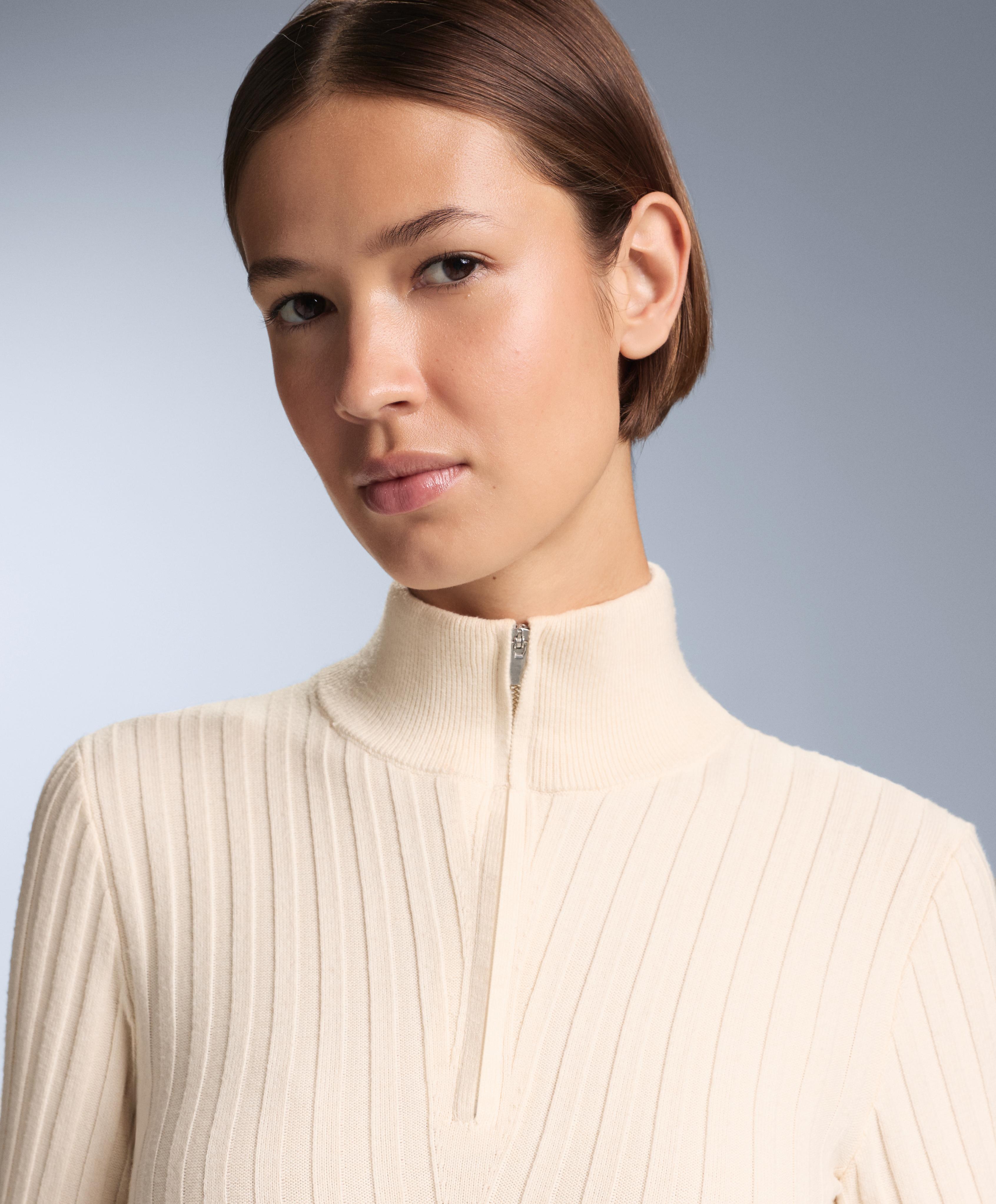 Thermal base layer rib knit T-shirt with peak — ECRU