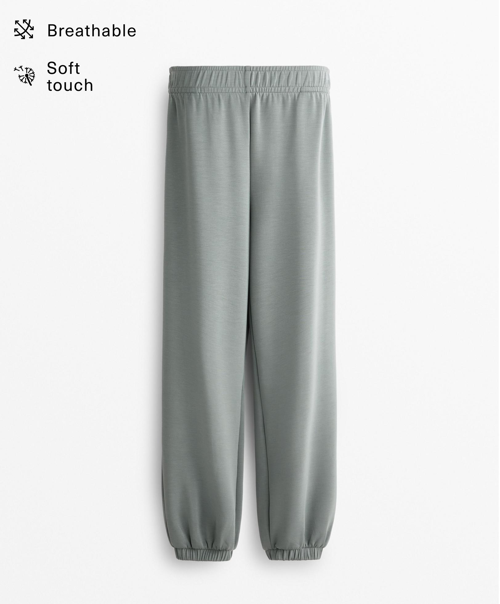 Pantalón jogger con modal tacto suave