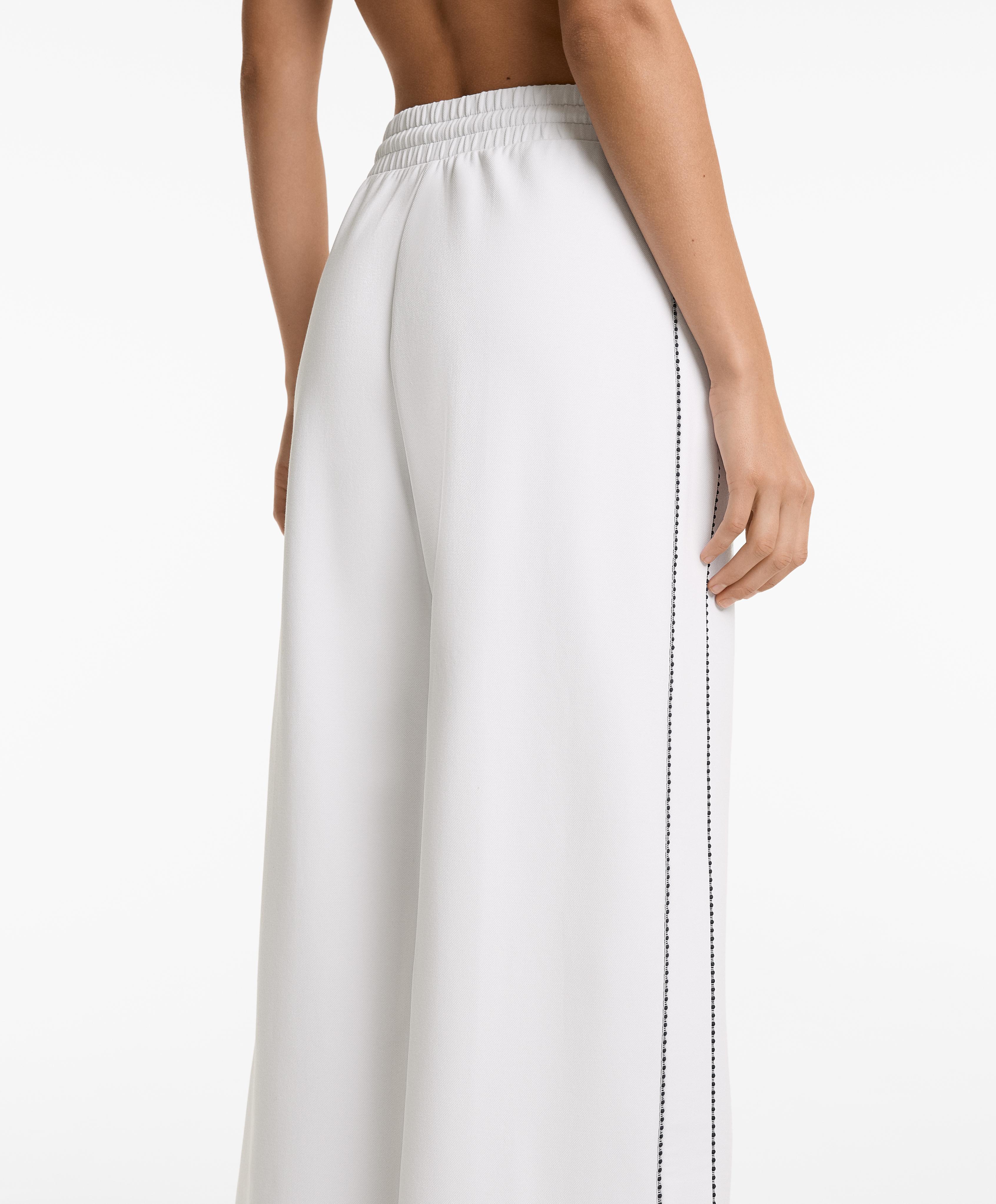 Calças em piqué medium weight com algodão - Saldos Calças em piqué medium weight com algodão - Saldos