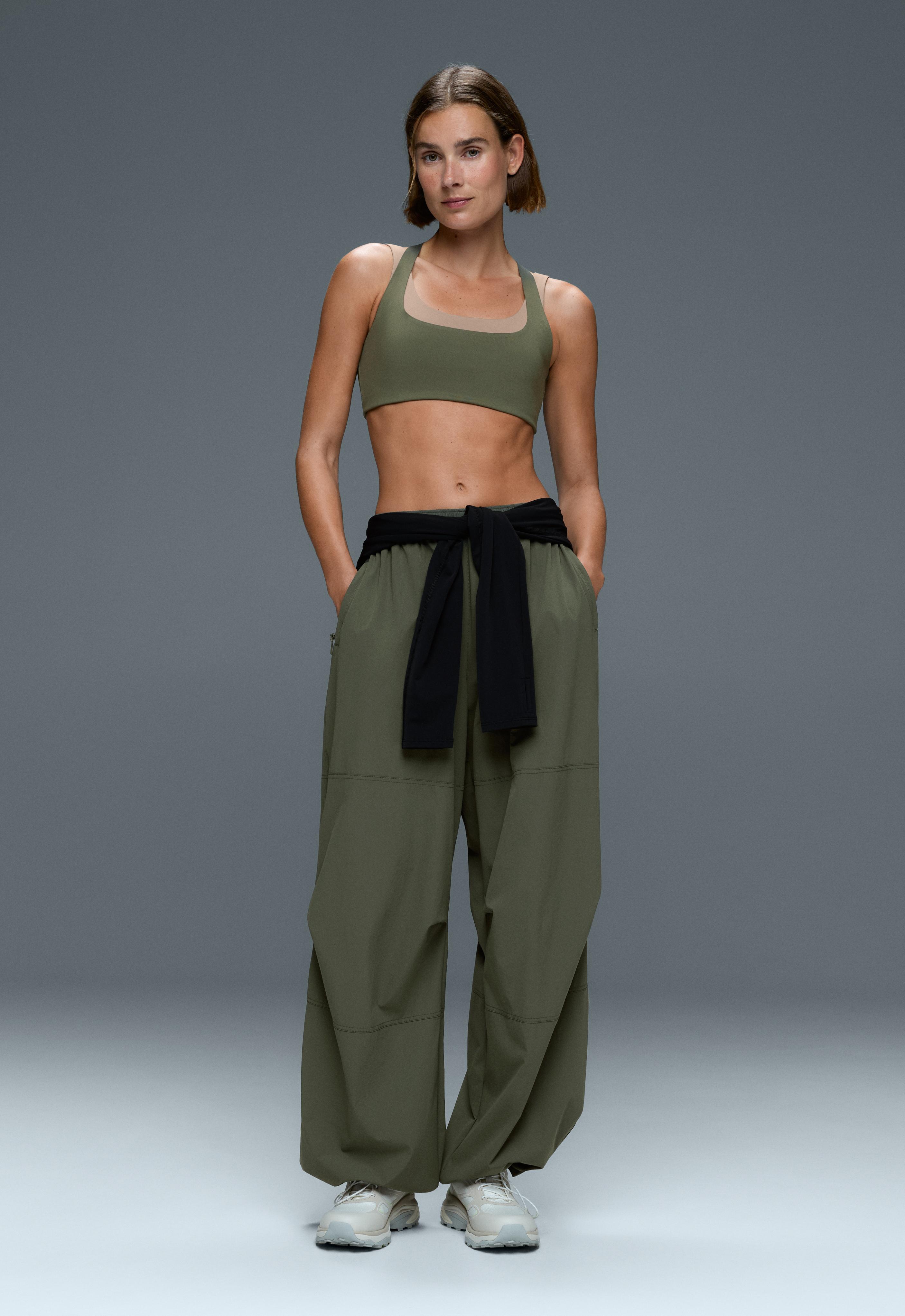 Evermove medium-support double-layer sports bra — KHAKI