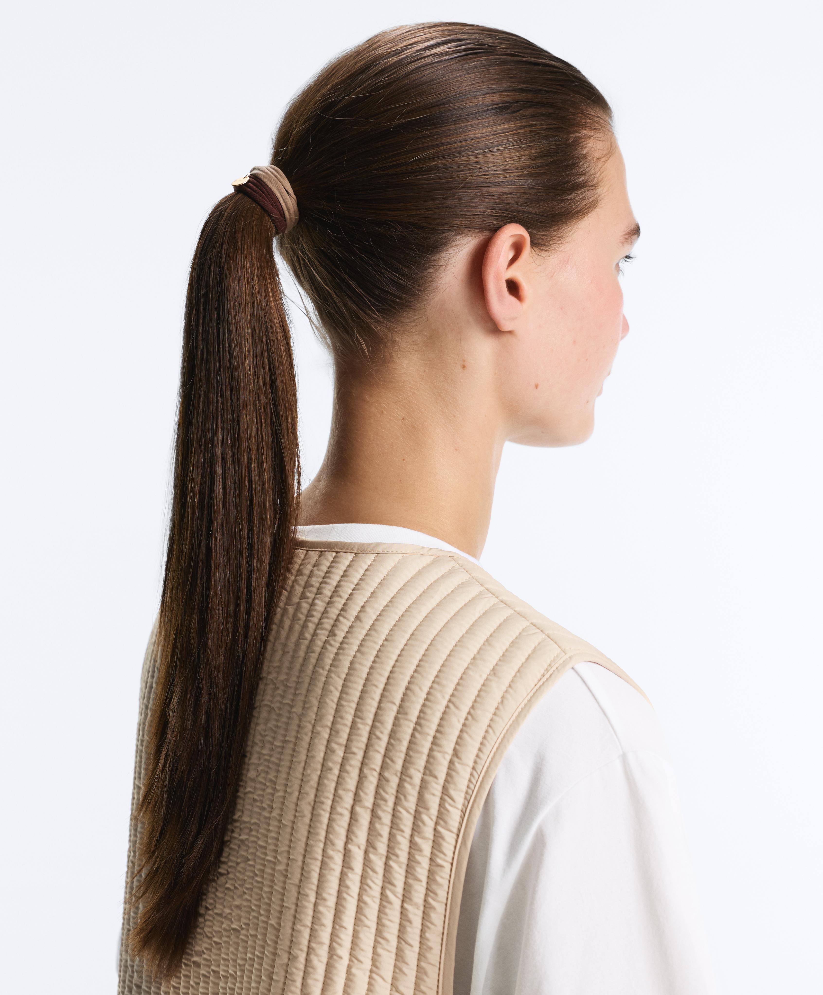 6 Oysho plaque hair ties