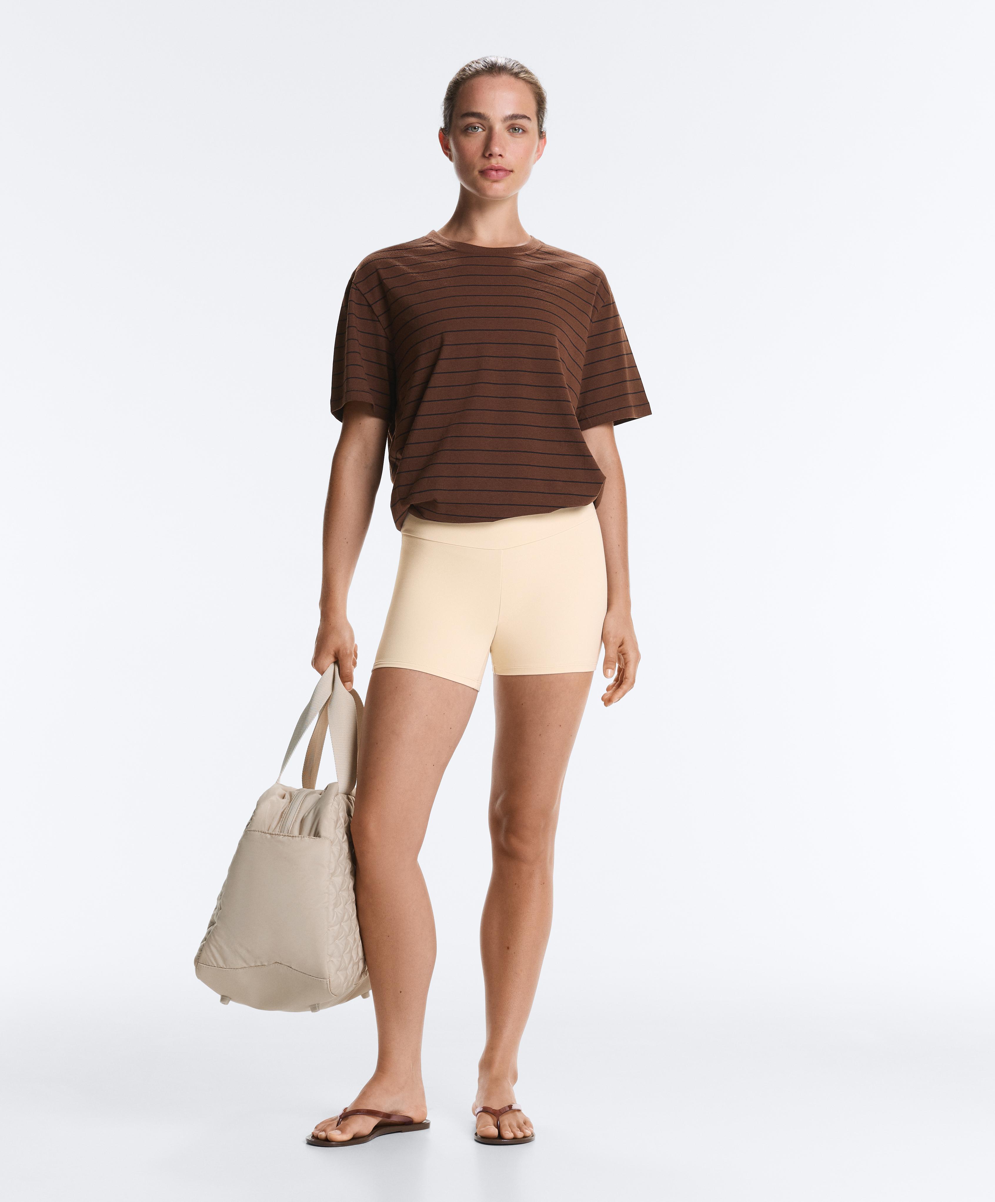 Comfortlux high-waisted 10cm hot pants — SAND