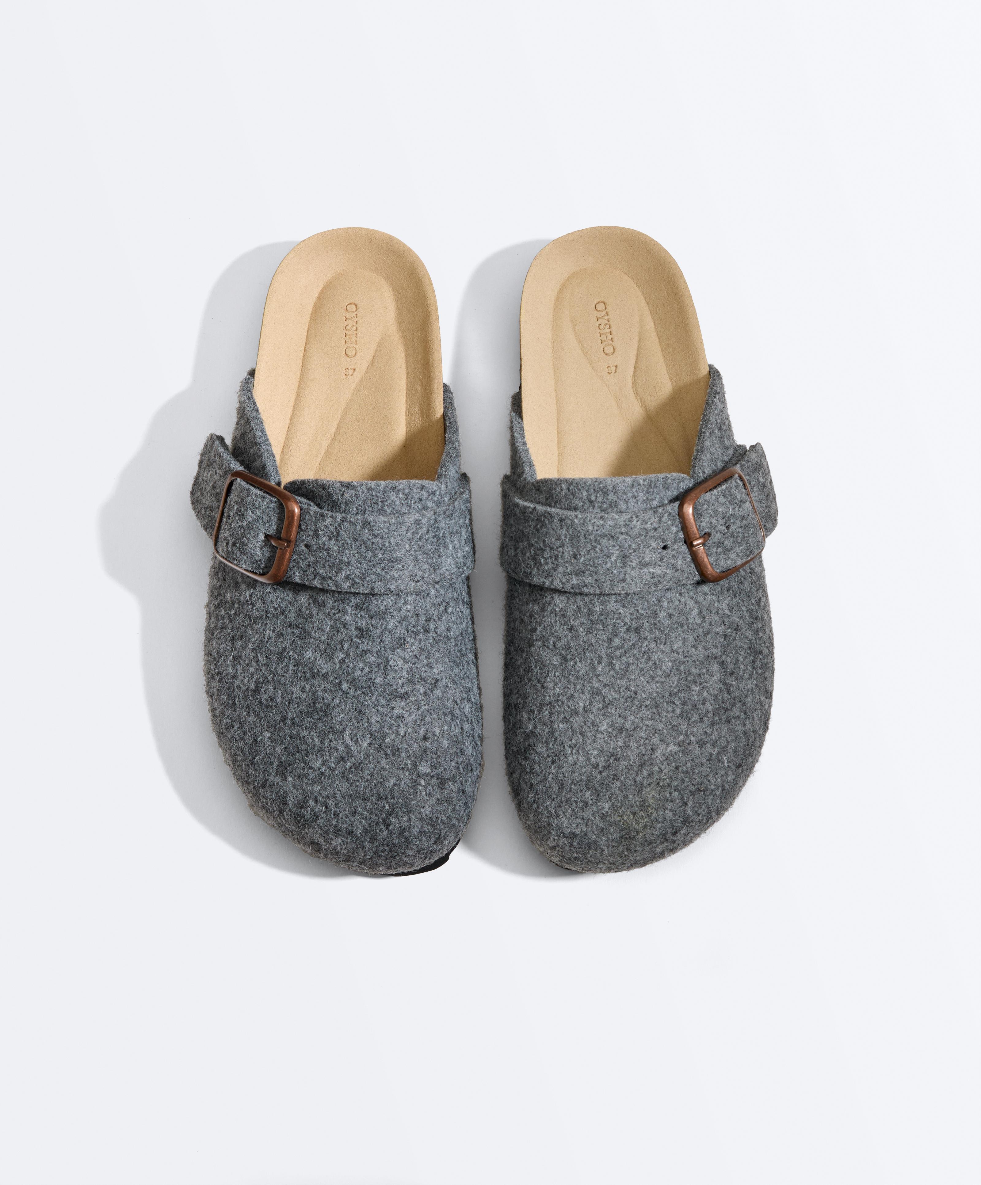Felt-effect buckle clogs Felt-effect buckle clogs
