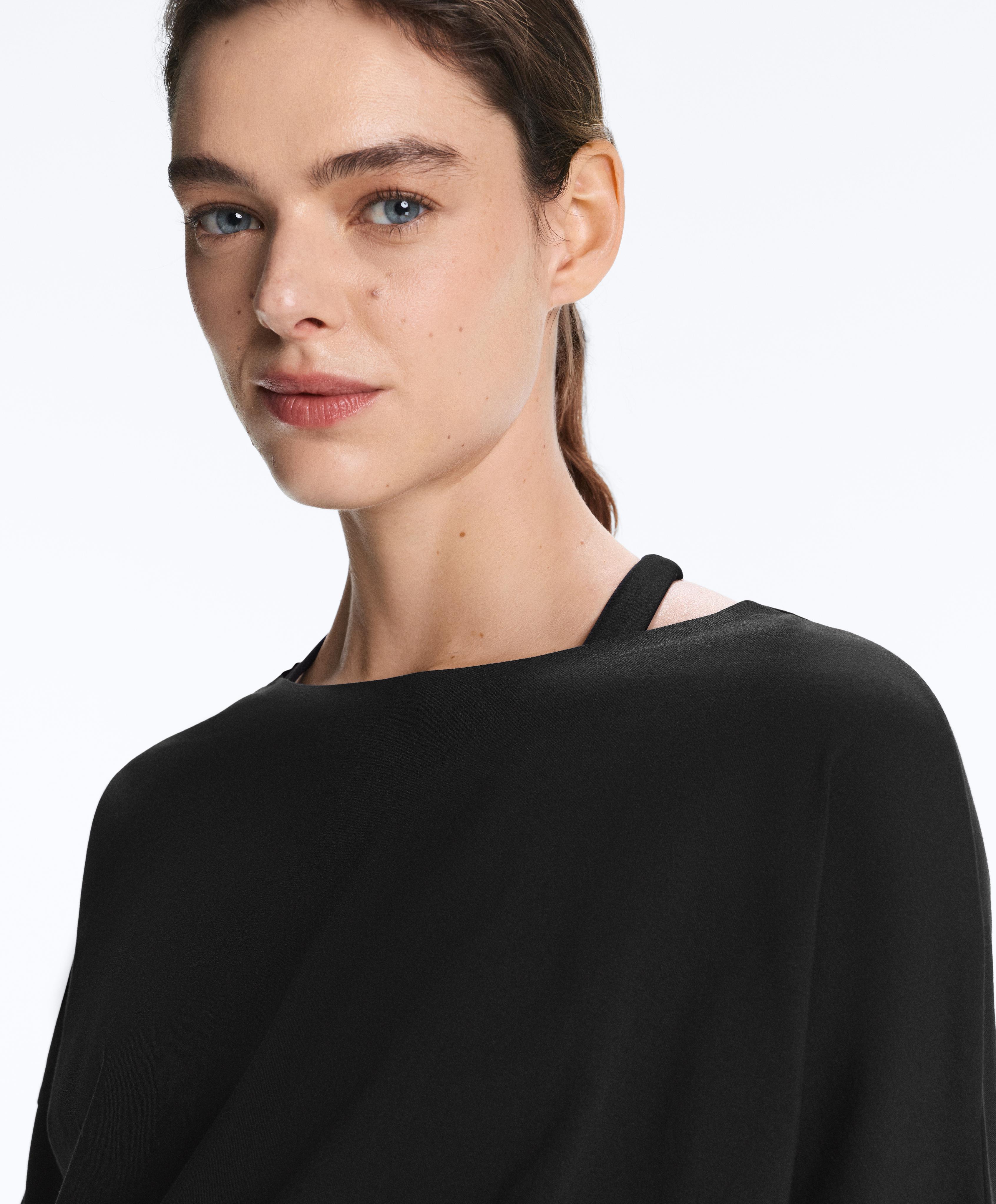Fitted waist cotton blend T-shirt — BLACK