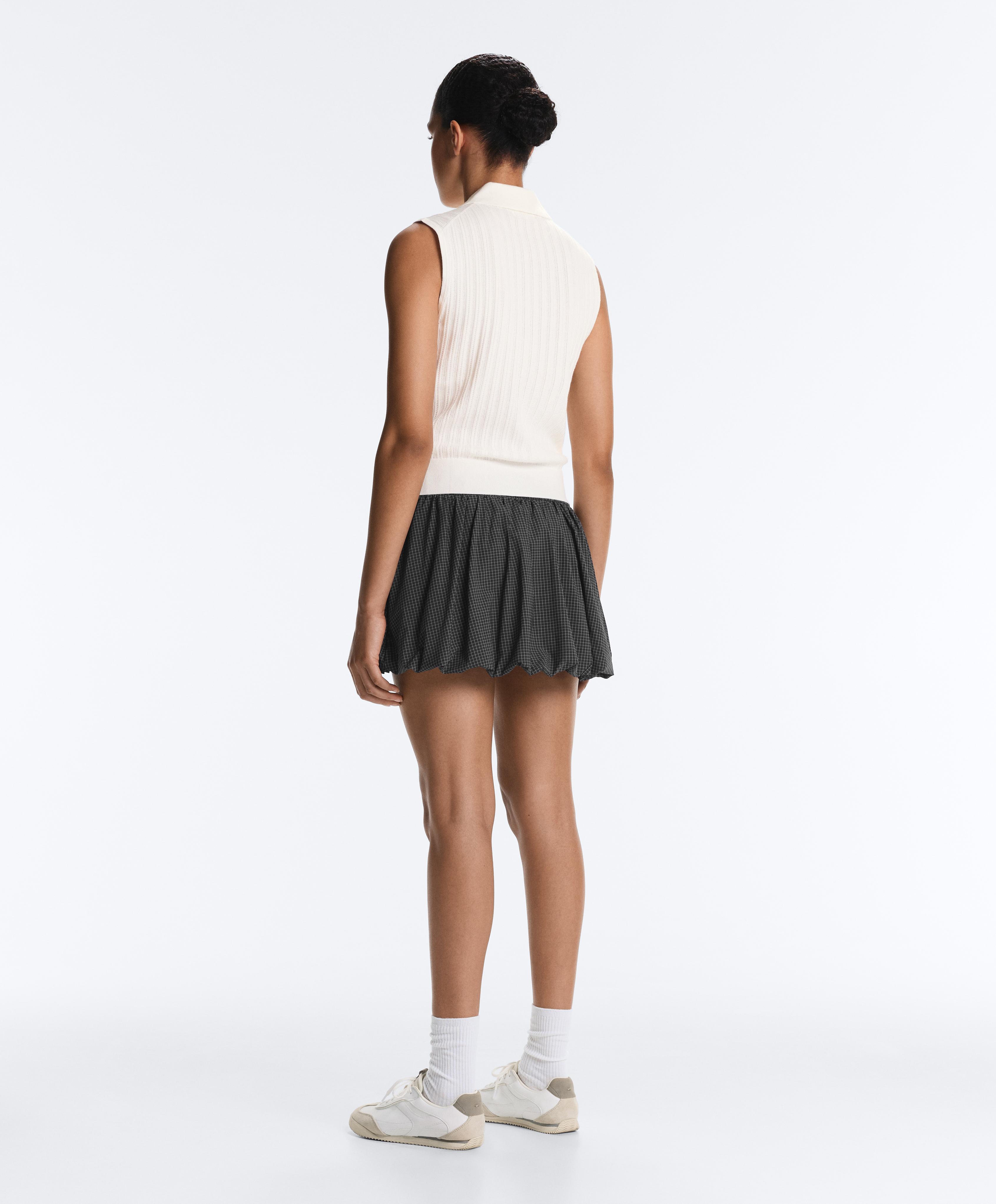 Sleeveless open knit jumper — WHITE
