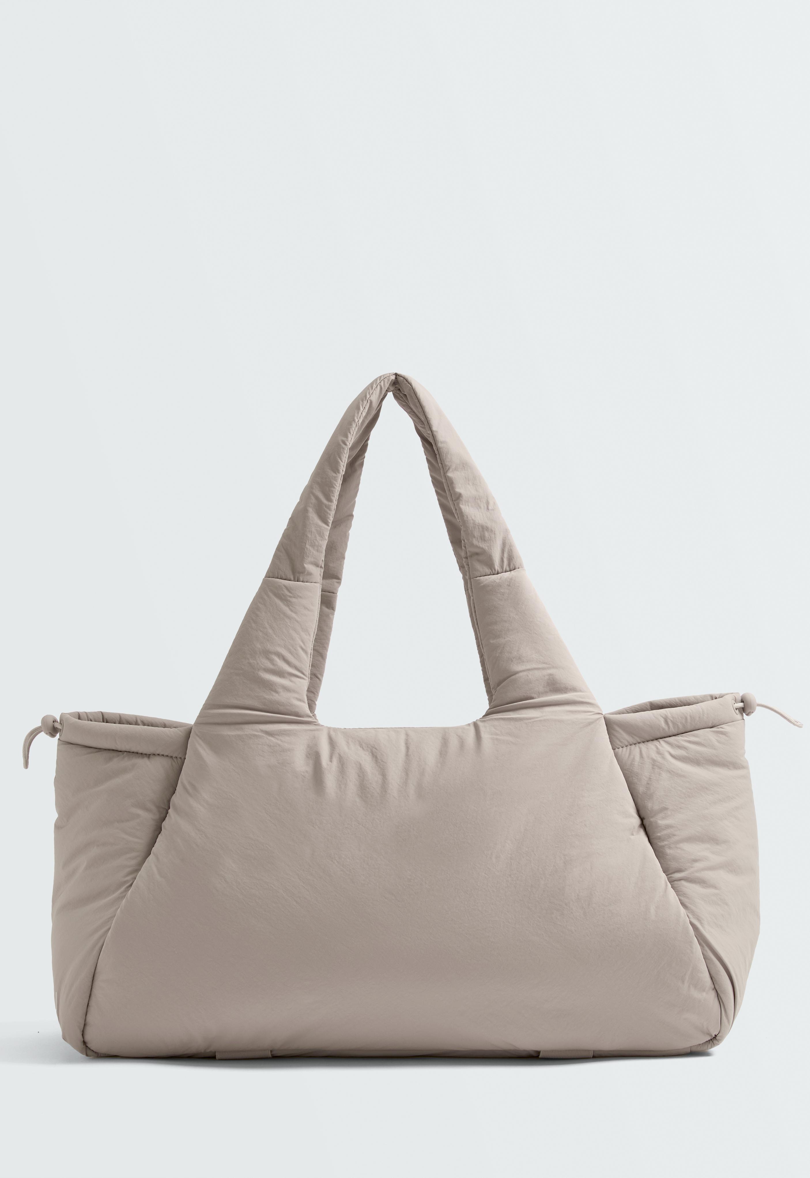 Padded sports bag