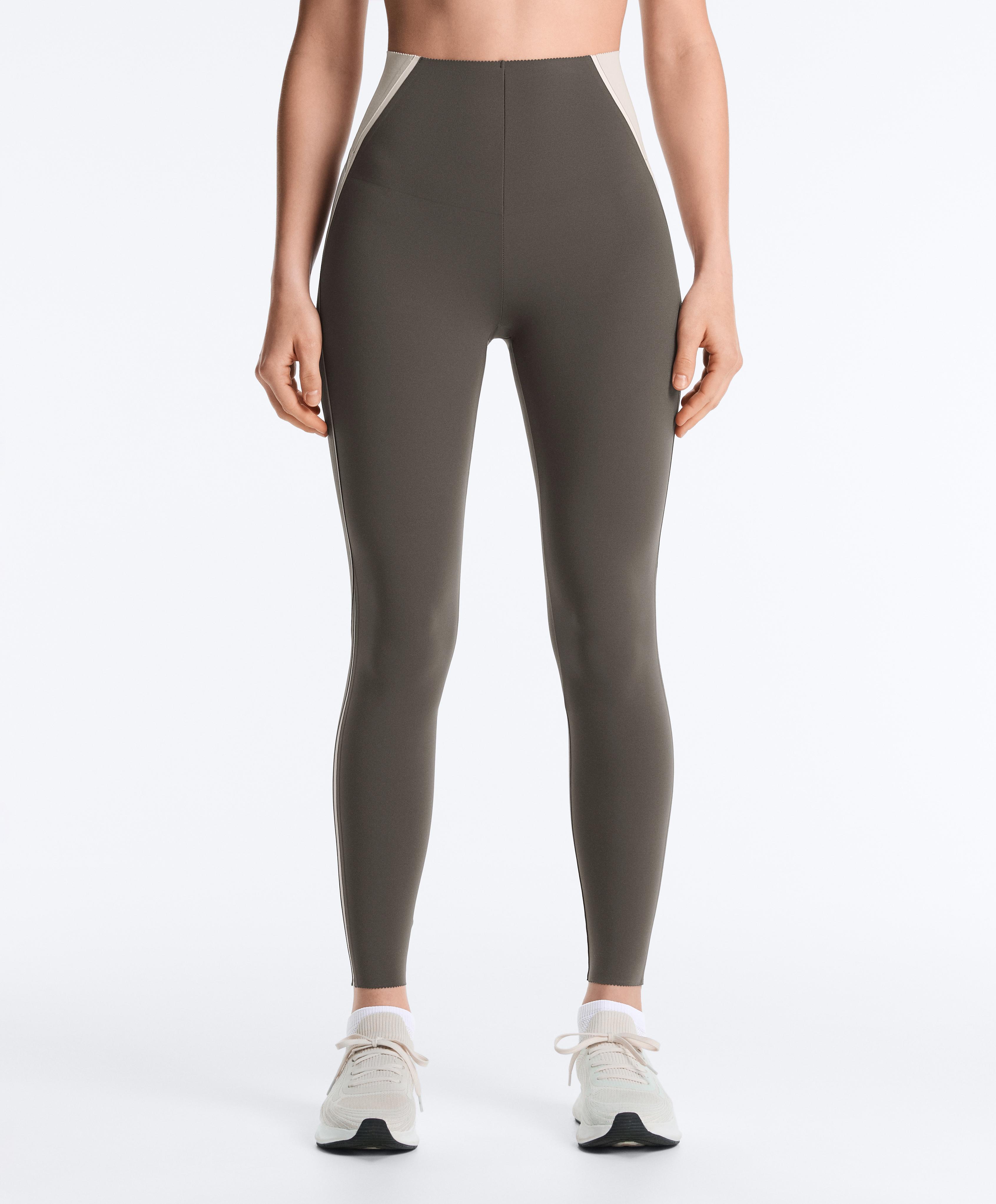 High-rise Compressive reflective core control ankle-length leggings — CHARCOAL GREY
