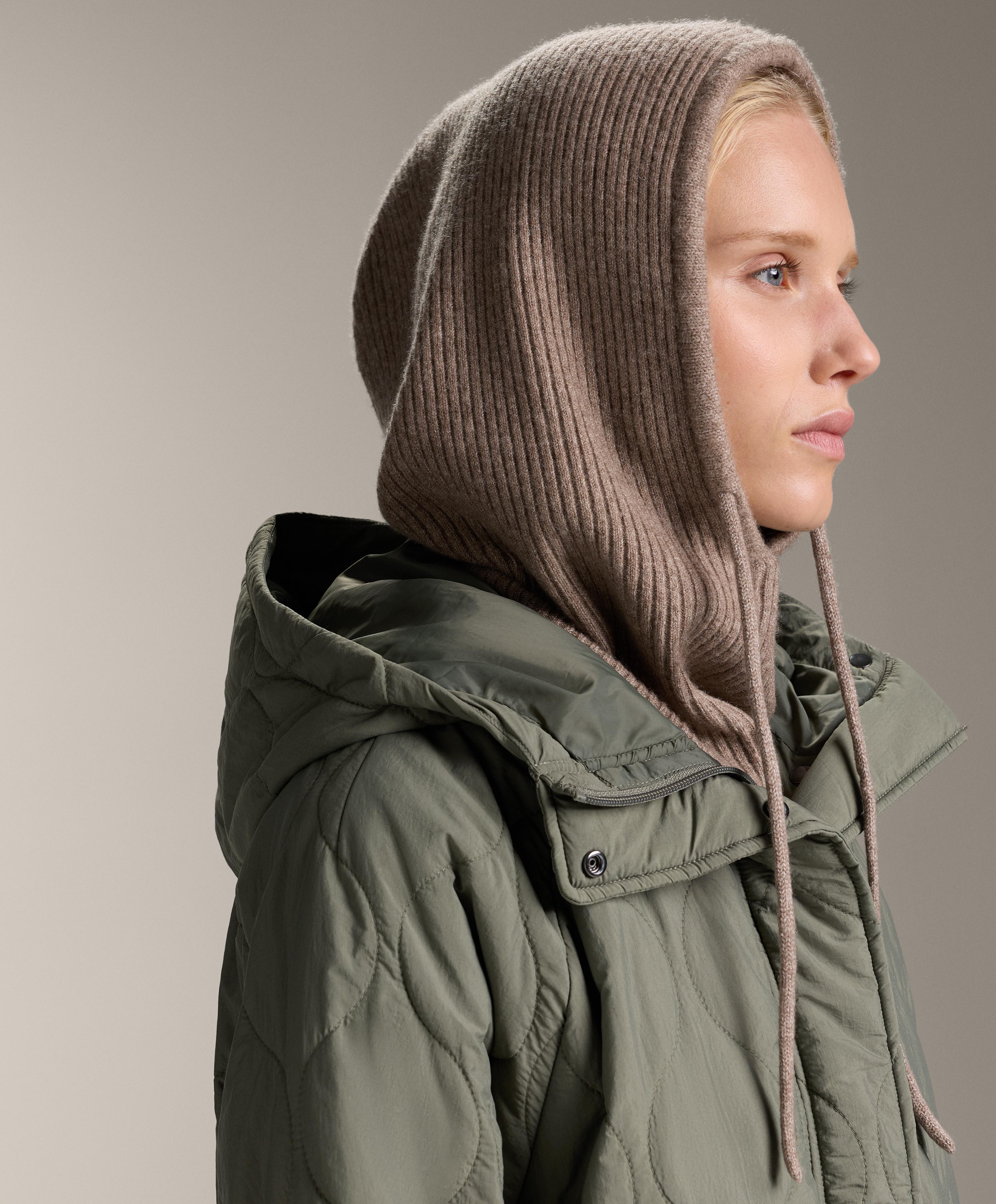 Трикотажна балаклава у рубчик Трикотажна балаклава у рубчик