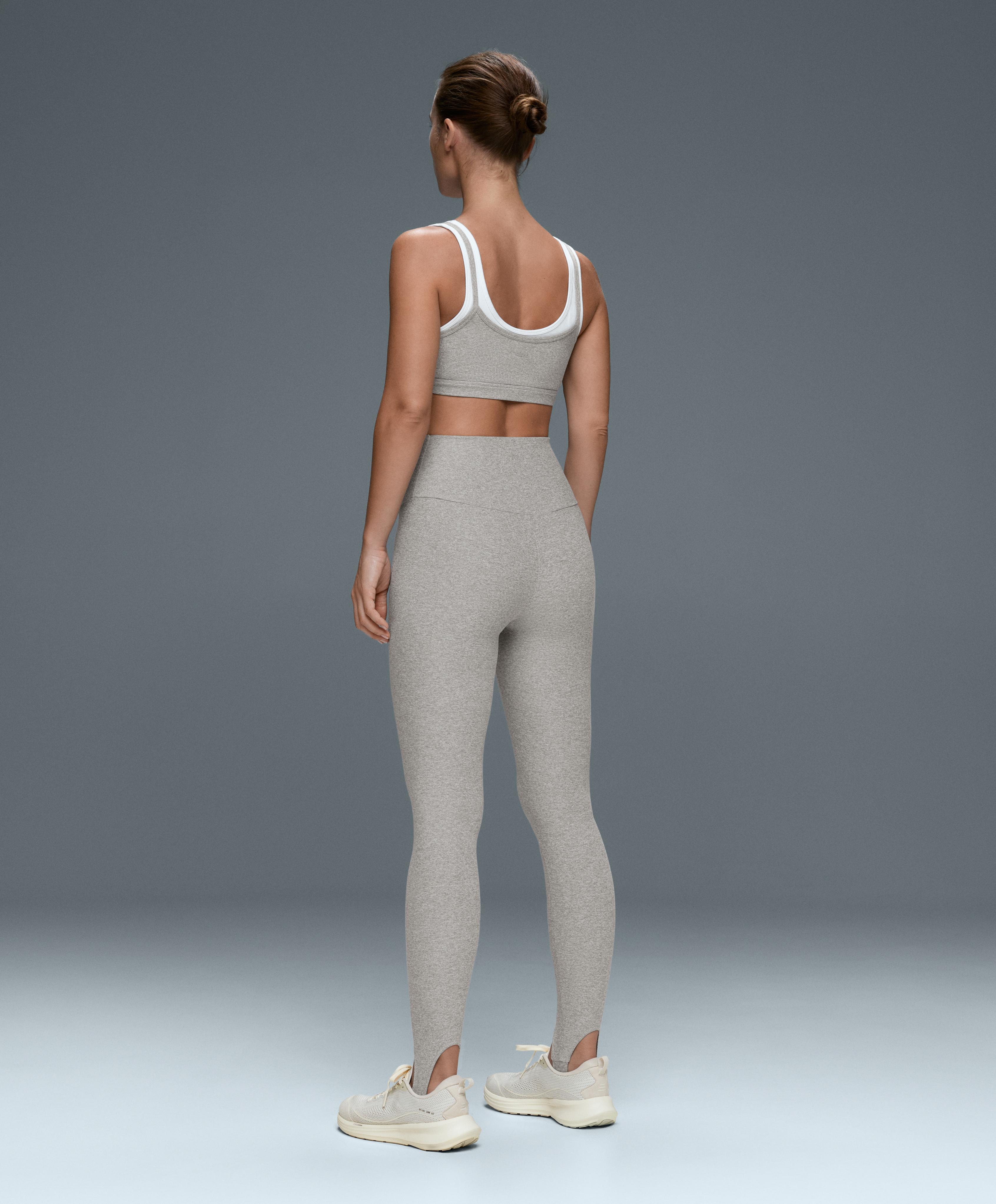 Medium-support ribbed heather sports bra with overlay — GREY MELANGE