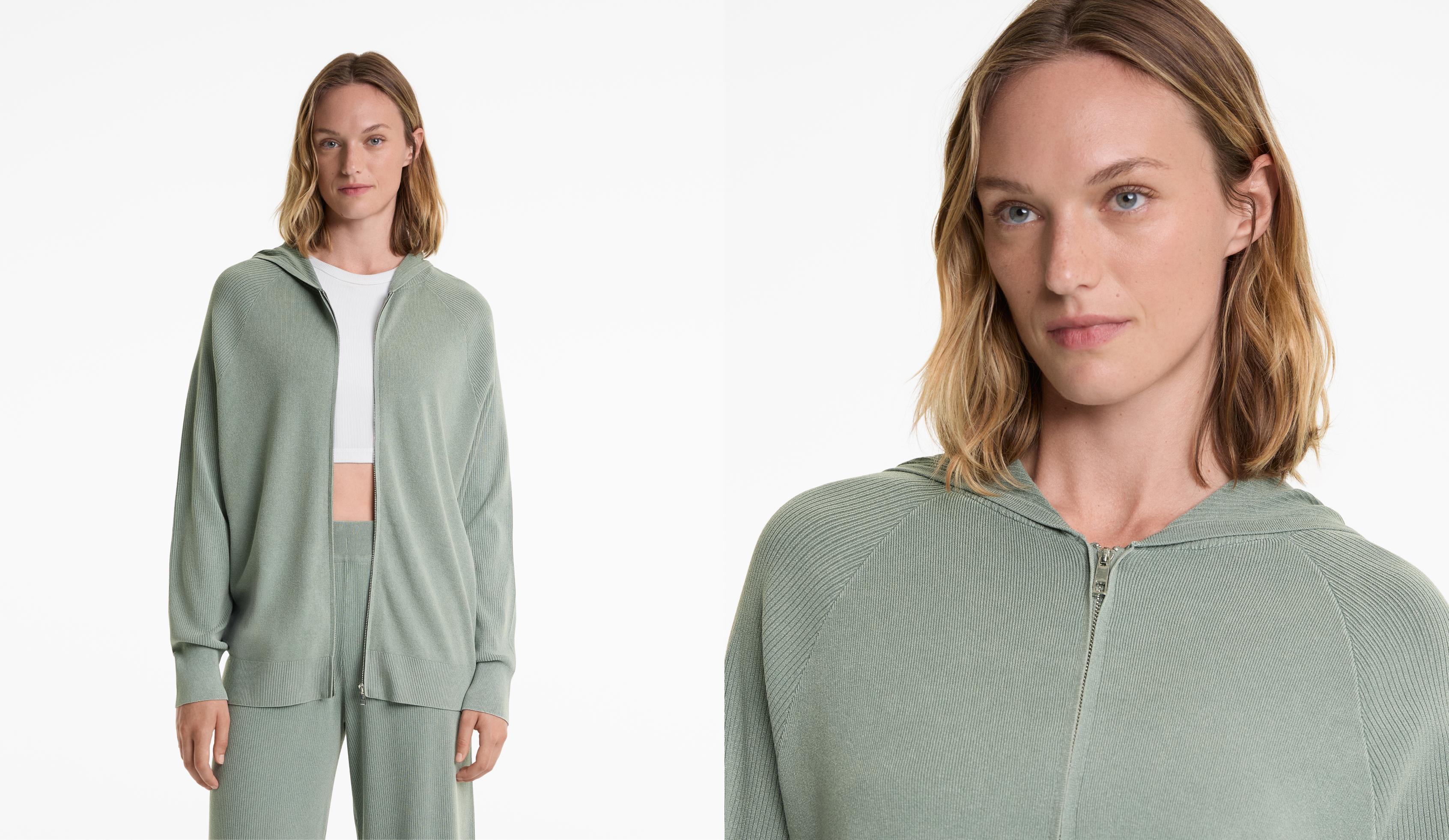 Chaqueta larga punto con capucha