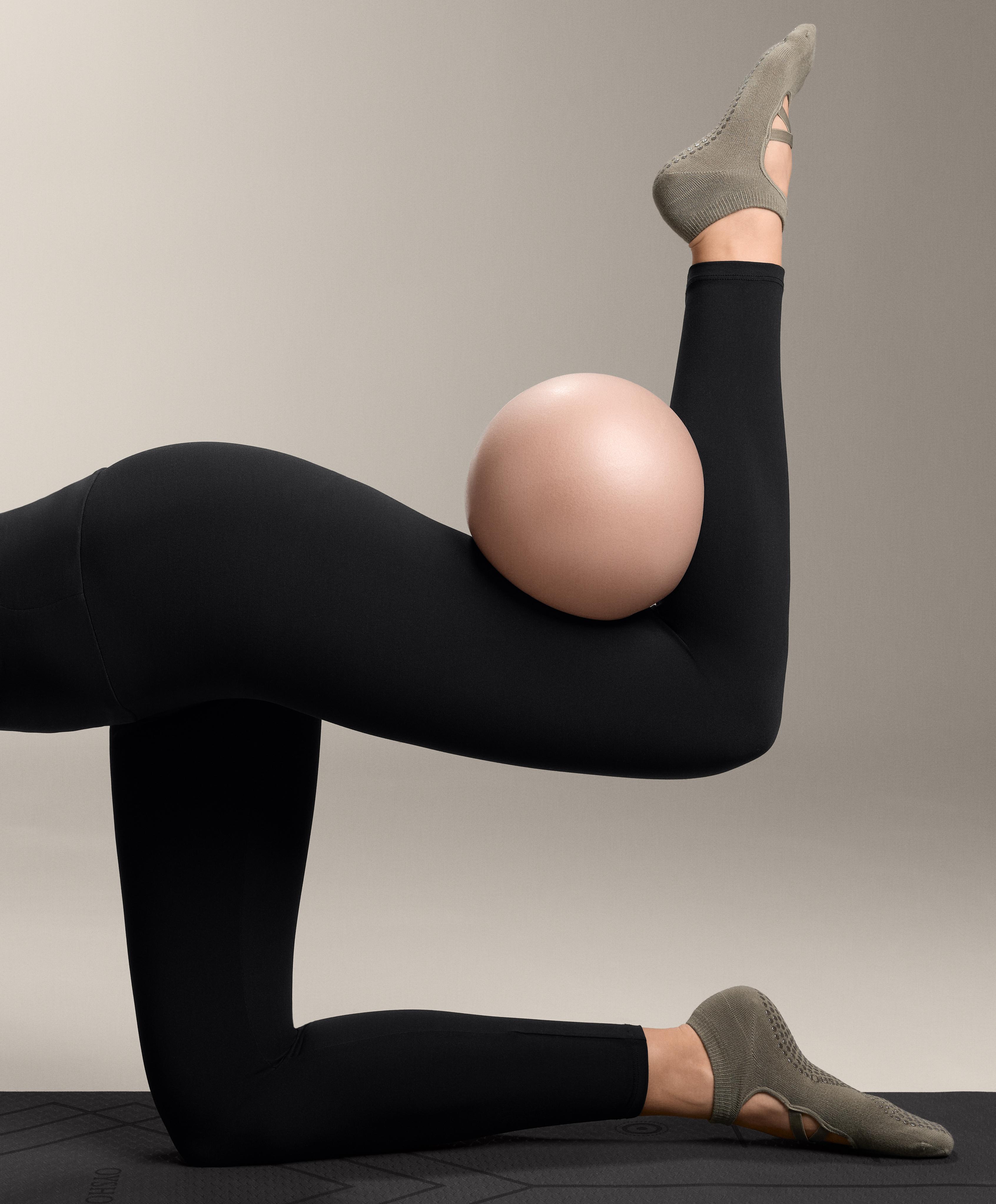 2 κάλτσες yoga και pilates με μείγμα βαμβακιού και χιαστί κορδέλες 2 κάλτσες yoga και pilates με μείγμα βαμβακιού και χιαστί κορδέλες