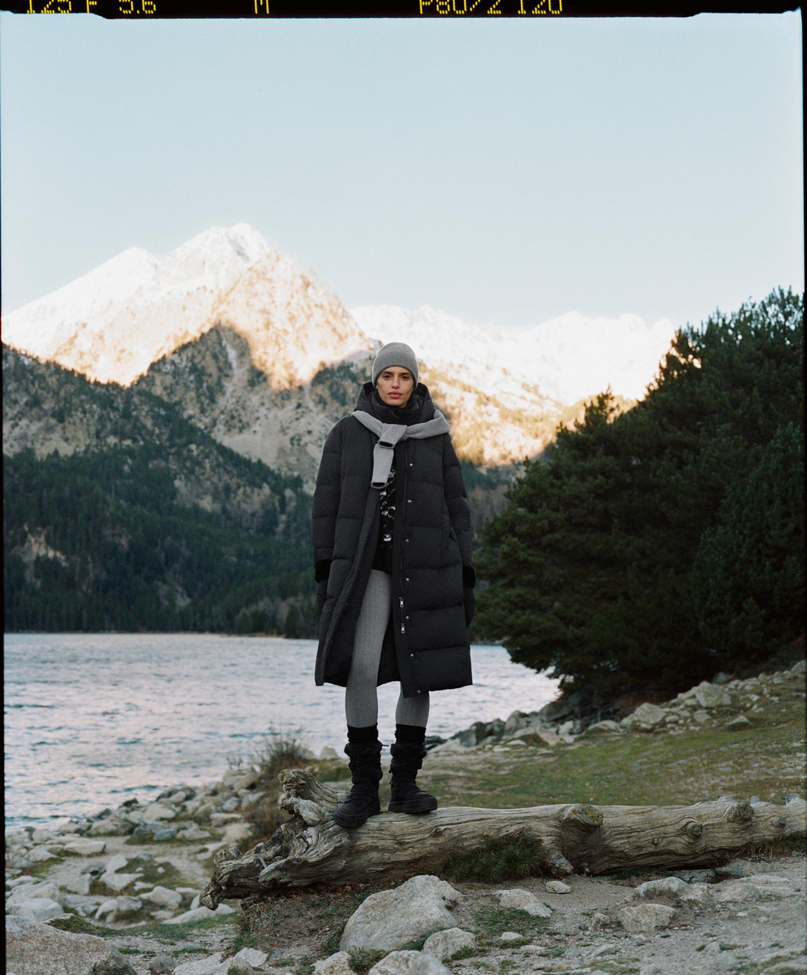 Long 100% down padded jacket — BLACK
