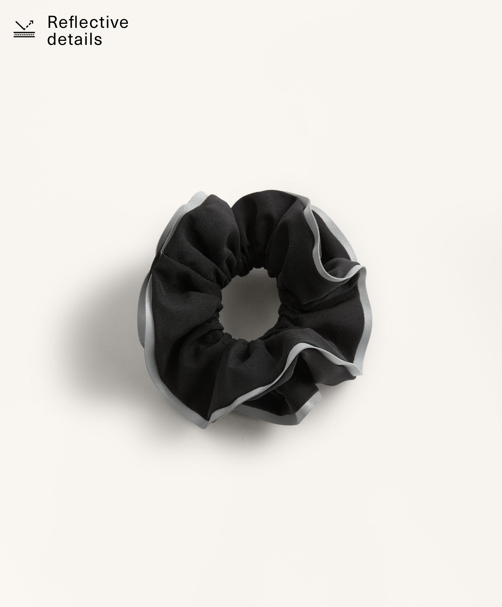 Large reflective scrunchie Large reflective scrunchie