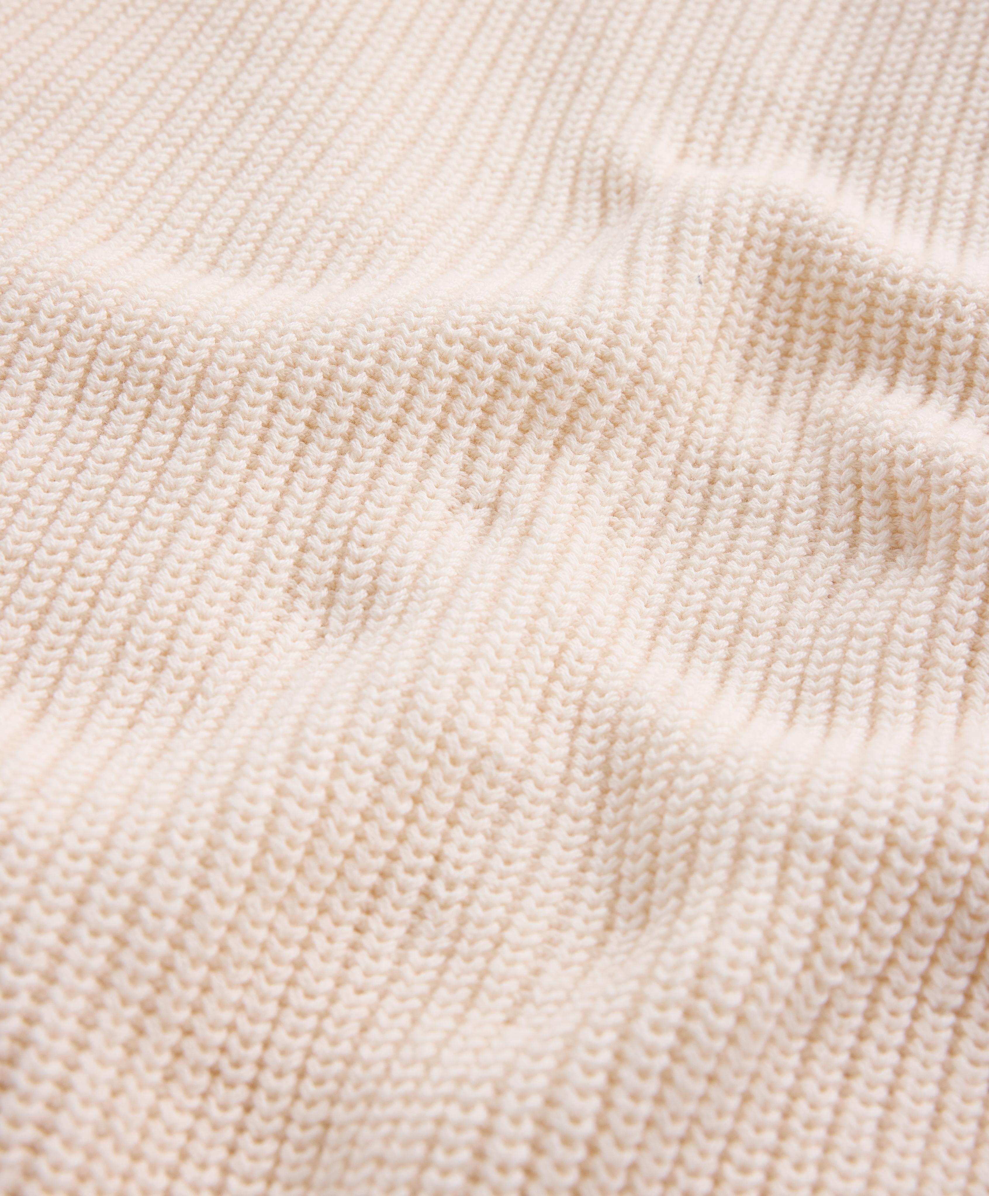 100% cotton cable knit jumper — ECRU