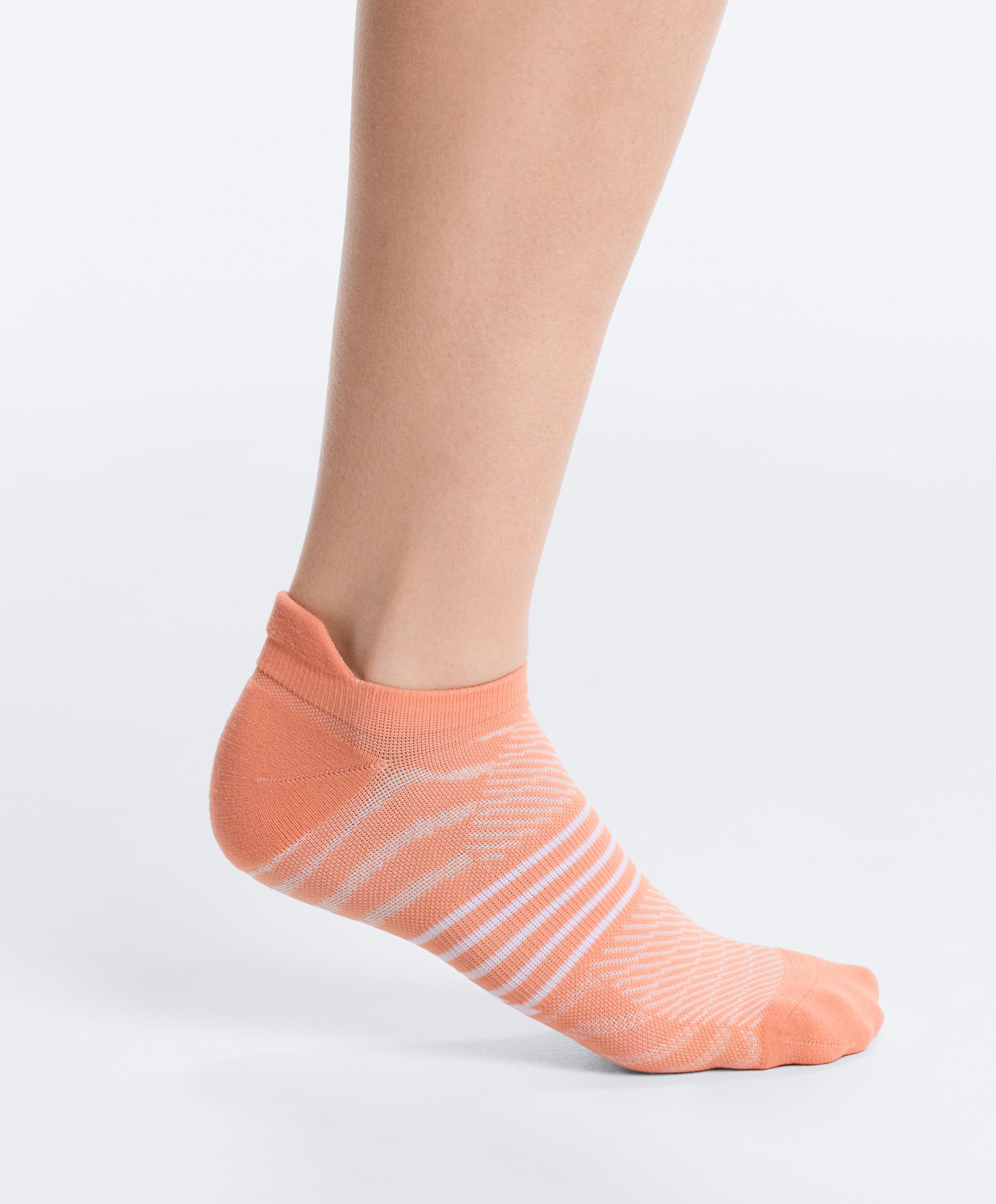 3 pairs of polyamide blend sports sneaker socks with heel tab — PASTEL CORAL
