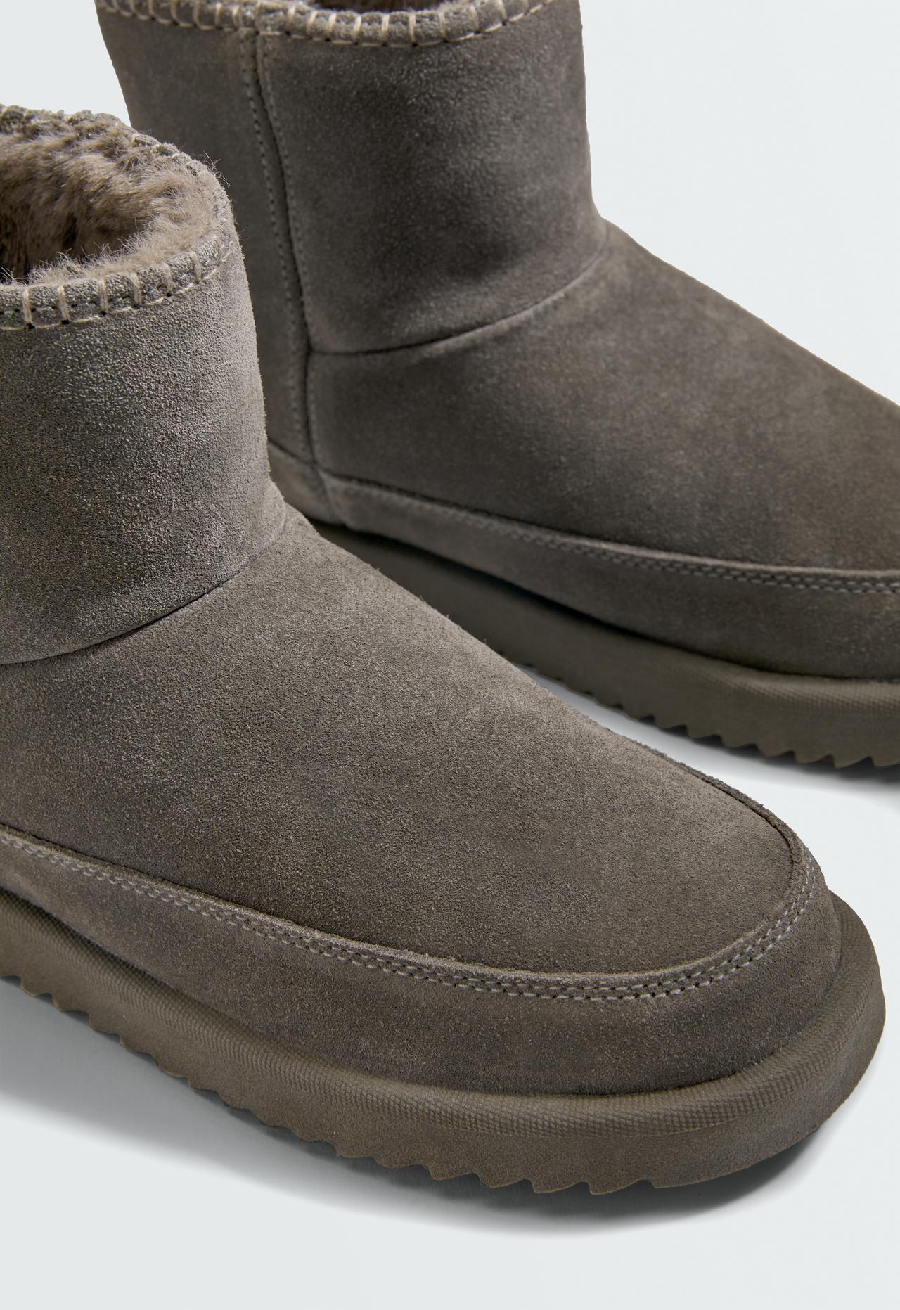 Leather ankle boots — GREY