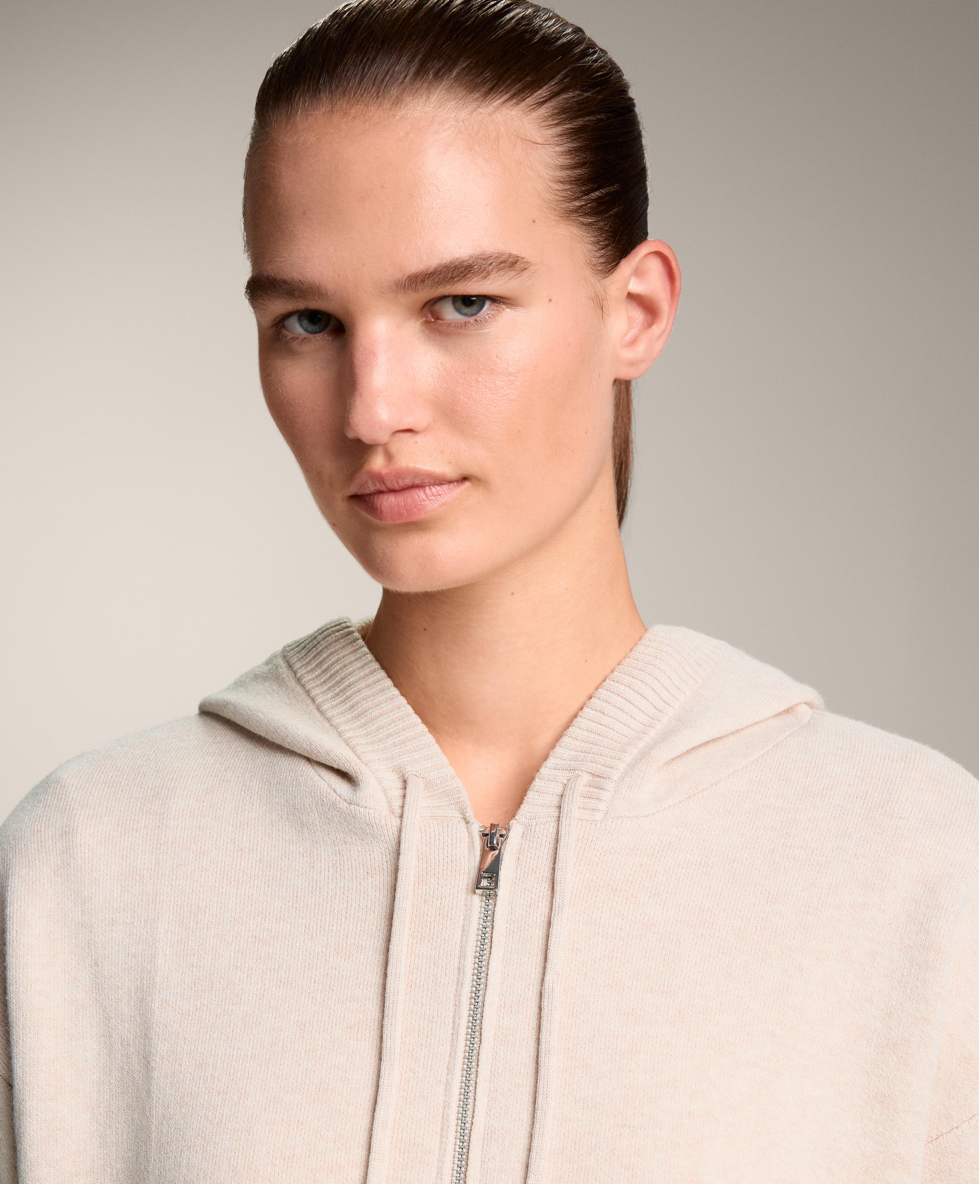 Veste longue en maille à capuche - Soldes